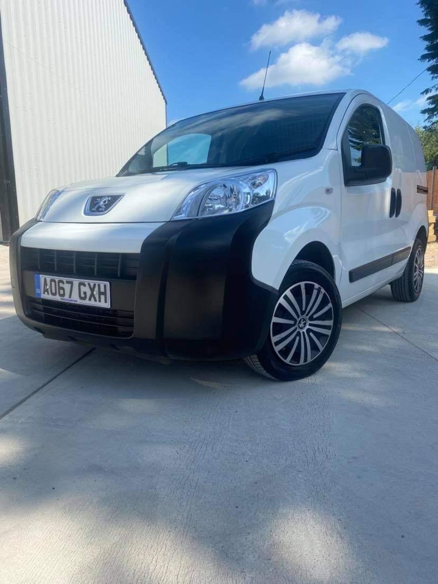 2017/67 REG PEUGEOT BIPPER PROFESSIONAL HDI 1.25 DIESEL WHITE PANEL VAN, SHOWING 2 FORMER KEEPERS - Image 3 of 11