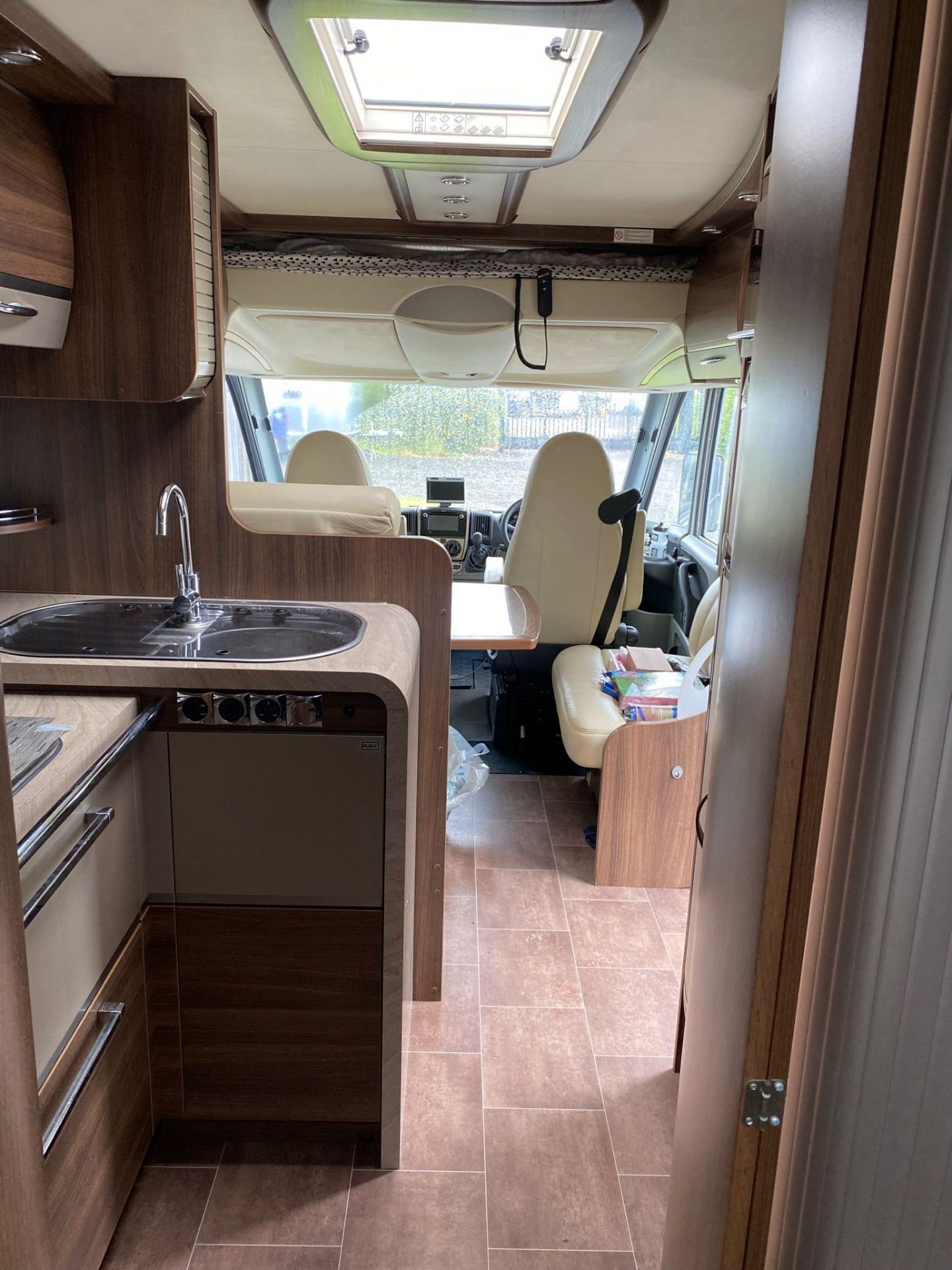 2011 BURSTNER ELEGANCE i800 4 BERTH MOTORHOME, AWNING, 23000 MILES WITH FSH *NO VAT* - Image 12 of 26