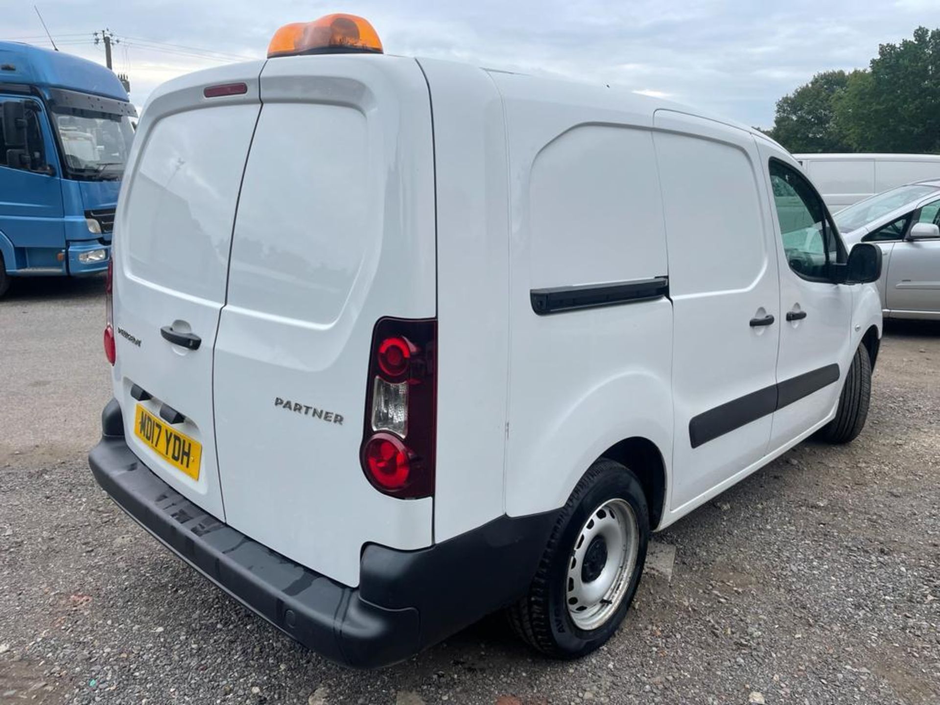 2017 PEUGEOT PARTNER S L2 BLUE HDI LWB WHITE PANEL VAN, 1.6 DIESEL ENGINE, 86K MILES *PLUS VAT* - Image 7 of 10