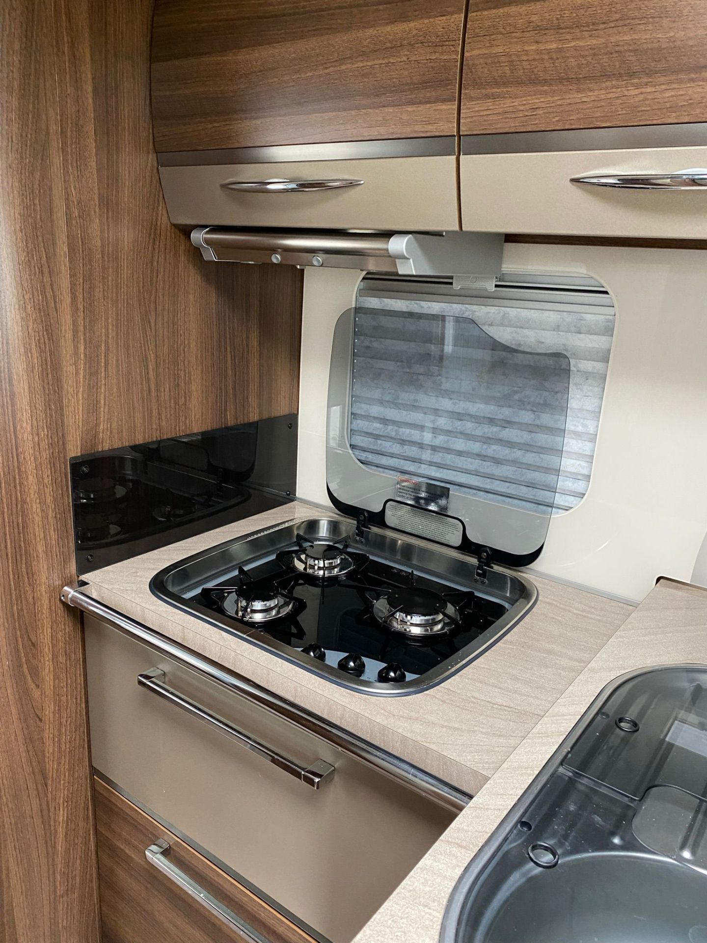 2011 BURSTNER ELEGANCE i800 4 BERTH MOTORHOME, AWNING, 23000 MILES WITH FSH *NO VAT* - Image 17 of 26