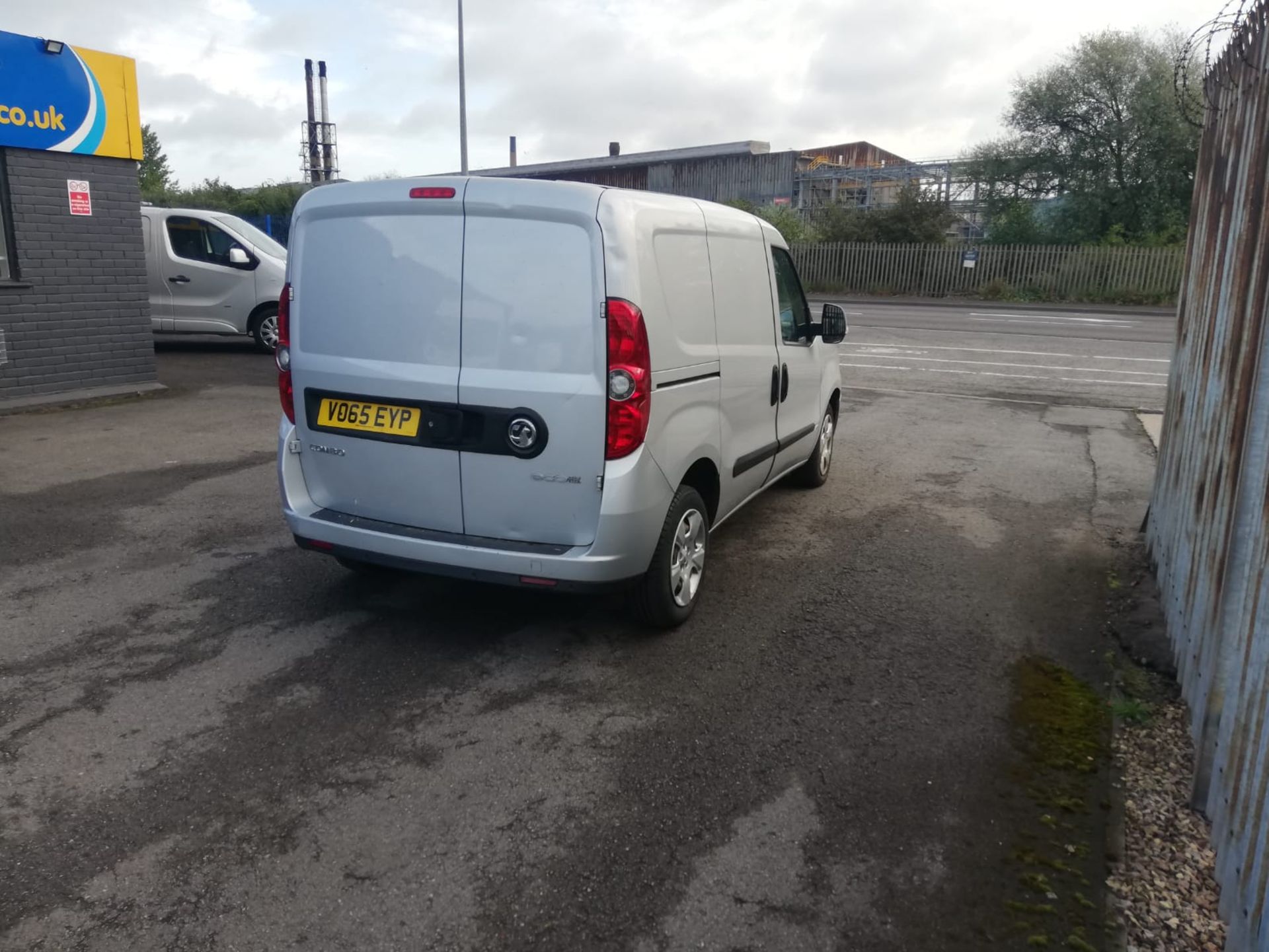 2015 VAUXHALL COMBO 2000 L1H1 CDTI S/S SPORT SILVER PANEL VAN, 1.3 DIESEL, 83K MILES *PLUS VAT* - Image 7 of 9