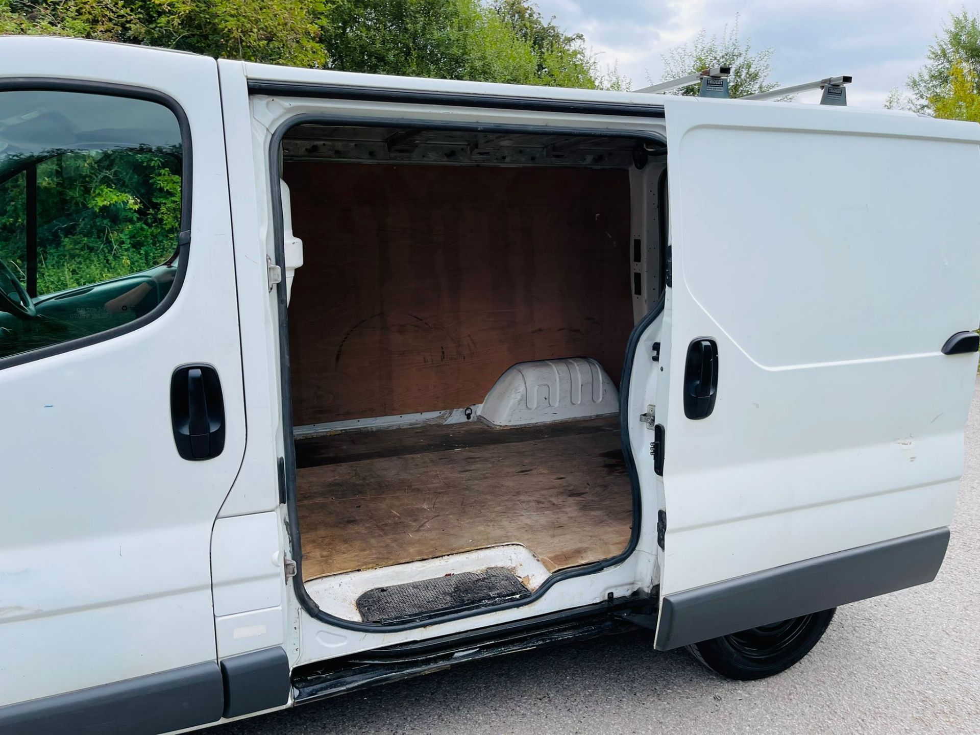 2002 RENAULT TRAFIC SL27 DCI 80 SWB WHITE PANEL VAN, 1.9 DIESEL, 194,108 MILES *NO VAT* - Image 7 of 12