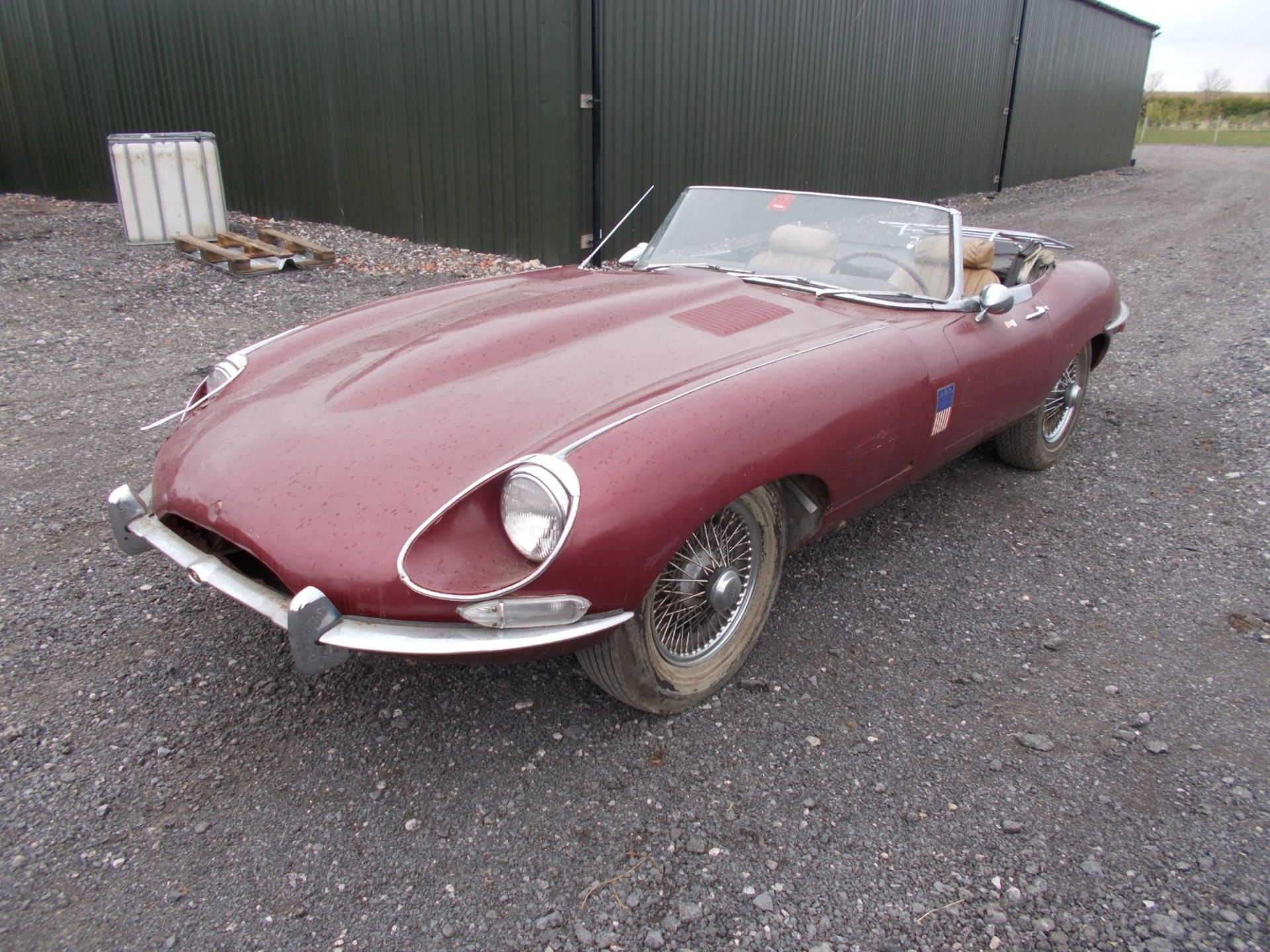 1969 (G) JAGUAR E TYPE SERIES 2 4.2 ROADSTER, 4 SPEED MANUAL, LEFT HAND DRIVE *NO VAT* - Image 2 of 43