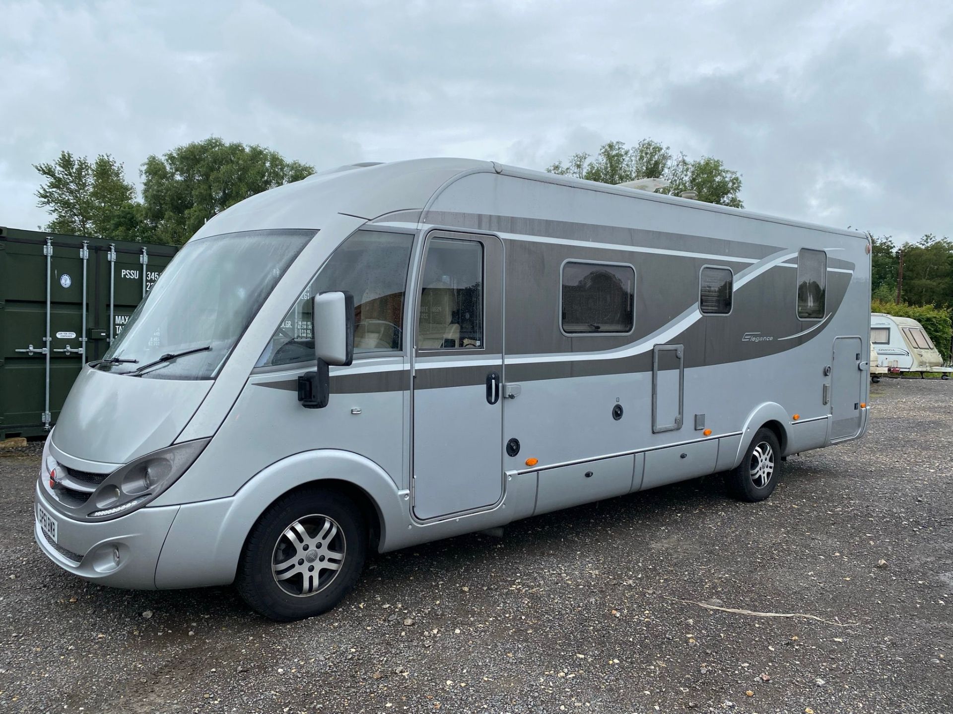 2011 BURSTNER ELEGANCE i800 4 BERTH MOTORHOME, AWNING, 23000 MILES WITH FSH *NO VAT*