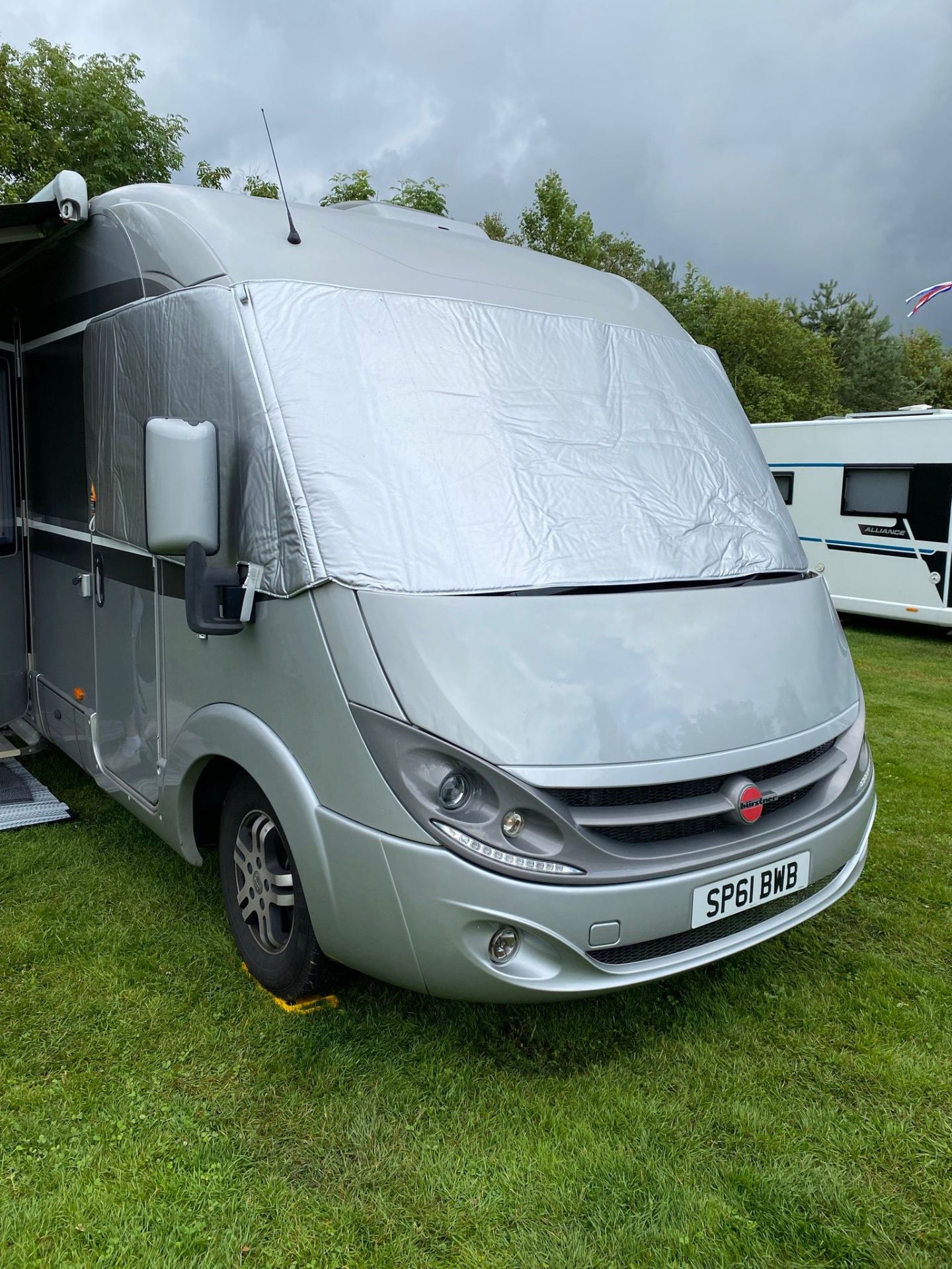 2011 BURSTNER ELEGANCE i800 4 BERTH MOTORHOME, AWNING, 23000 MILES WITH FSH *NO VAT* - Image 3 of 26