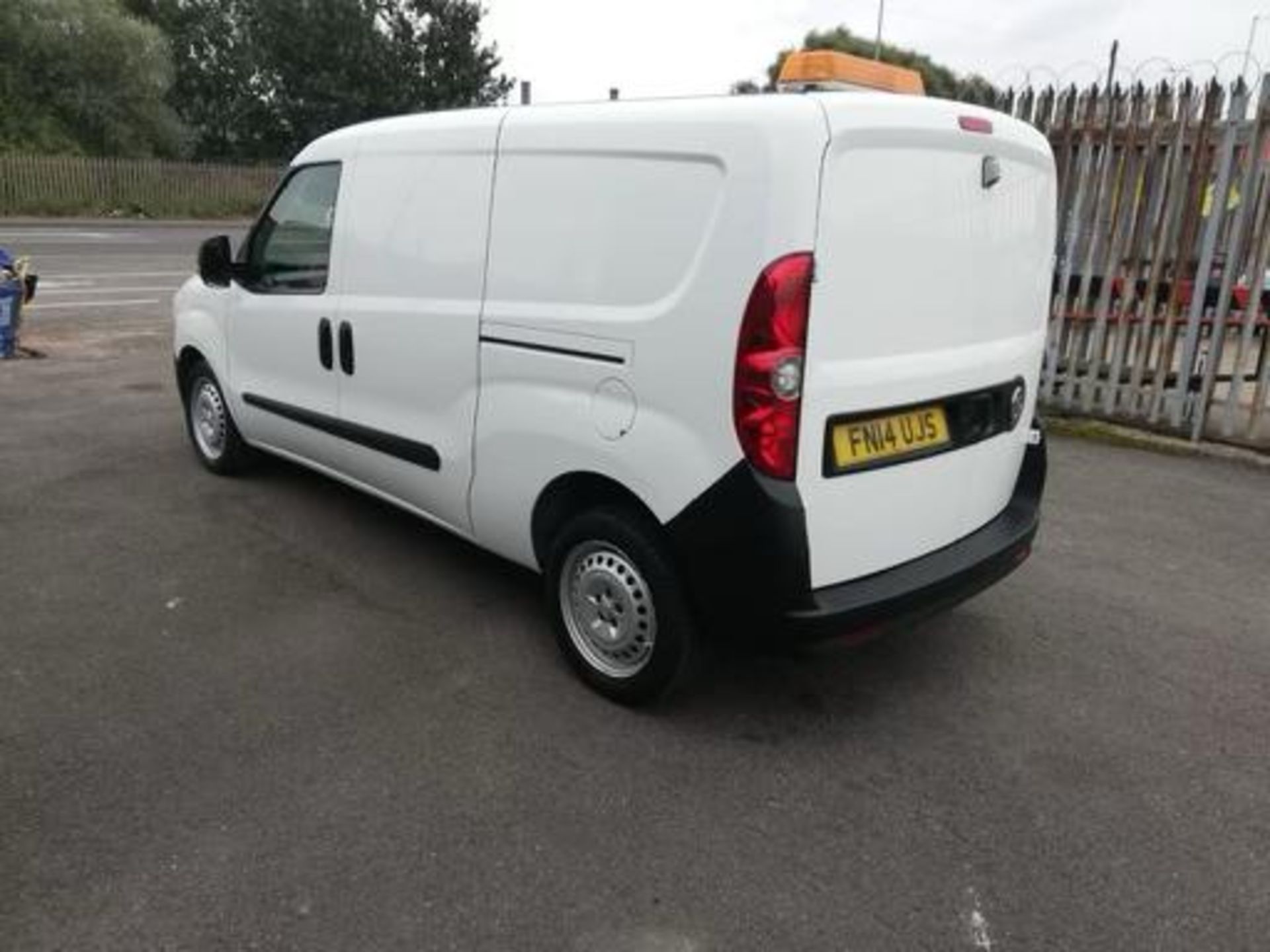 2014 VAUXHALL COMBO 2300 L2H1 CDTI SS E-FLEX WHITE PANEL VAN, 1.2 DIESEL ENGINE, 103K MILES*PLUS VAT - Image 4 of 9