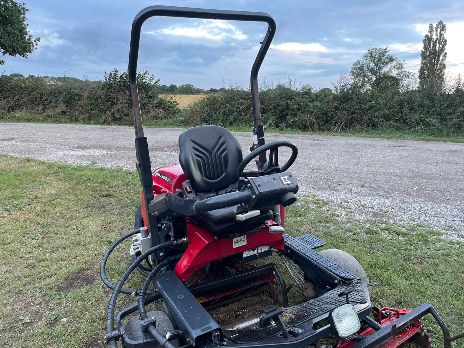 2014 BARONESS LM315GC 3WD CYLINDER MOWER WITH GRASS BOXES, RUNS DRIVES CUTS AND COLLECTS WELL - Image 8 of 16