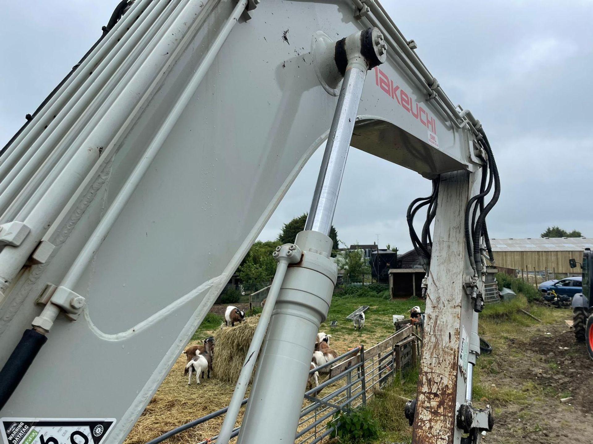 2015 TAKEUCHI TB1140 SERIES 2 15 TON DIGGER / EXCAVATOR, RUNS DRIVES AND DIGS, A LOW 6295 HOURS!! - Image 11 of 24