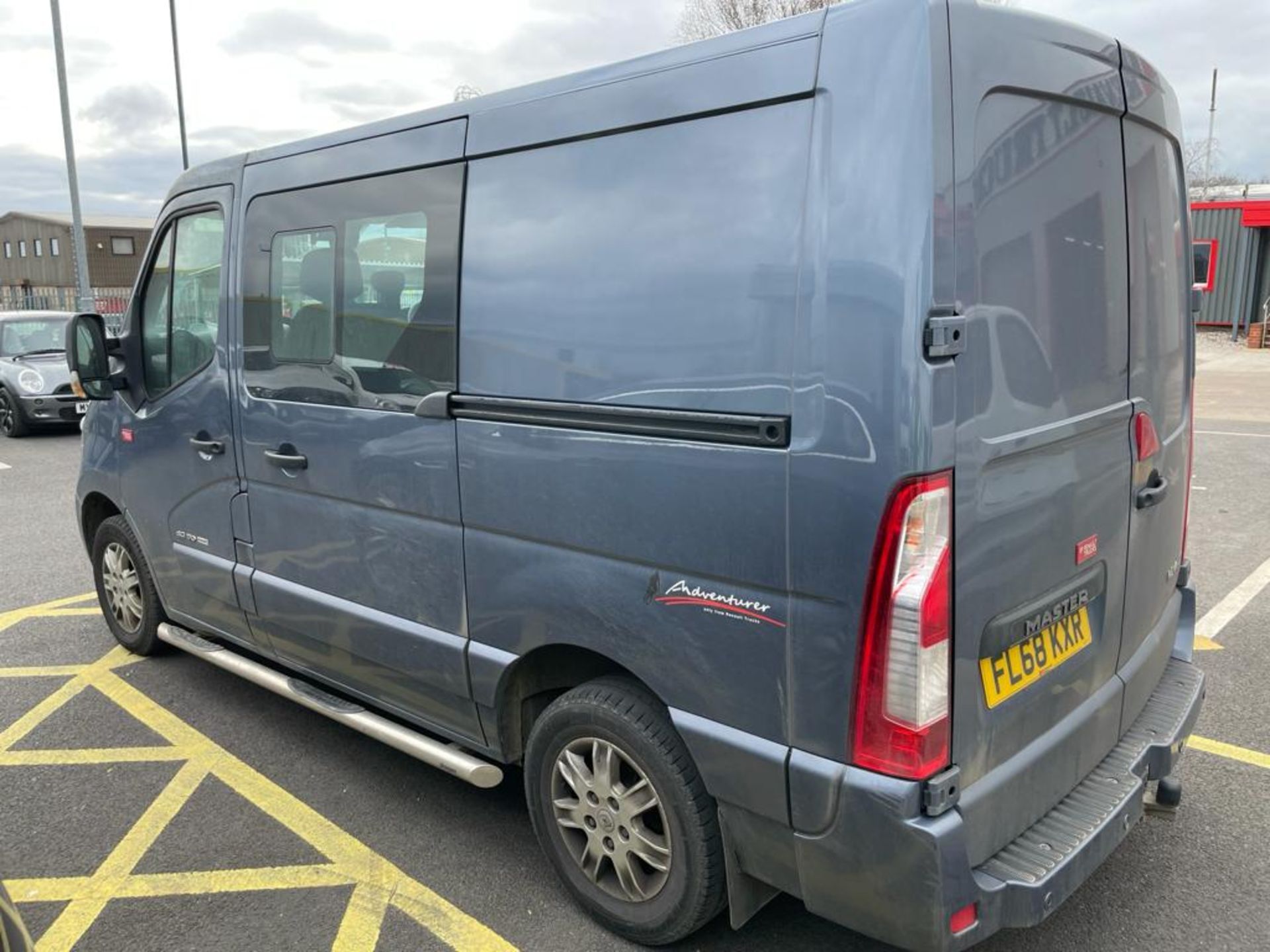 CAMPER?? 2018/68 RENAULT MASTER 35 SWB MANUAL , 2.3 TD, 75K mi, FULL SERVICE HISTORY PLUS VAT - Image 6 of 19