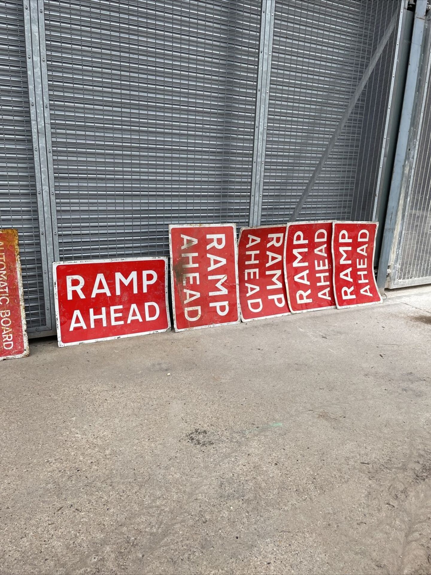 330 ROAD SIGNS IN TOTAL, SEE PICTURES FOR A LIST OF ALL SIGNS INCLUDED, NO RESERVE *PLUS VAT* - Image 33 of 54