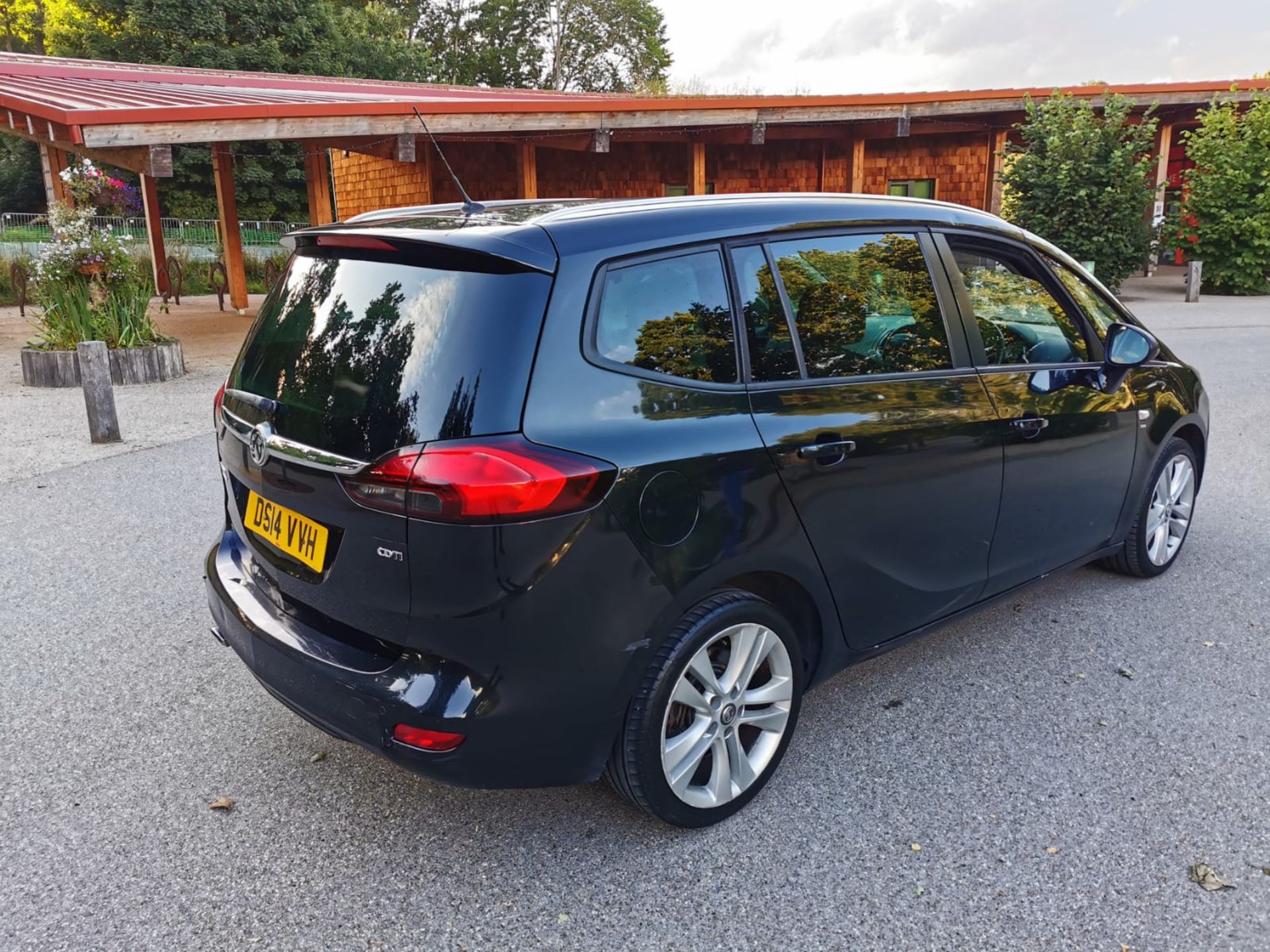 2014 VAUXHALL ZAFIRA TOURER SRI CDTI BLACK 7 SEATS MPV, 2.0 DIESEL ENGINE, MANUAL *NO VAT* - Image 7 of 22