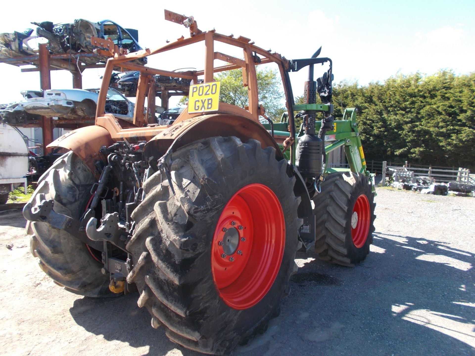 2020 FENDT 211 VARIO AGRICULTURAL TRACTOR, 3.3 LITRE 3 CYL DIESEL, FIRE DAMAGE TO CAB AREA *PLUS VAT - Image 6 of 13