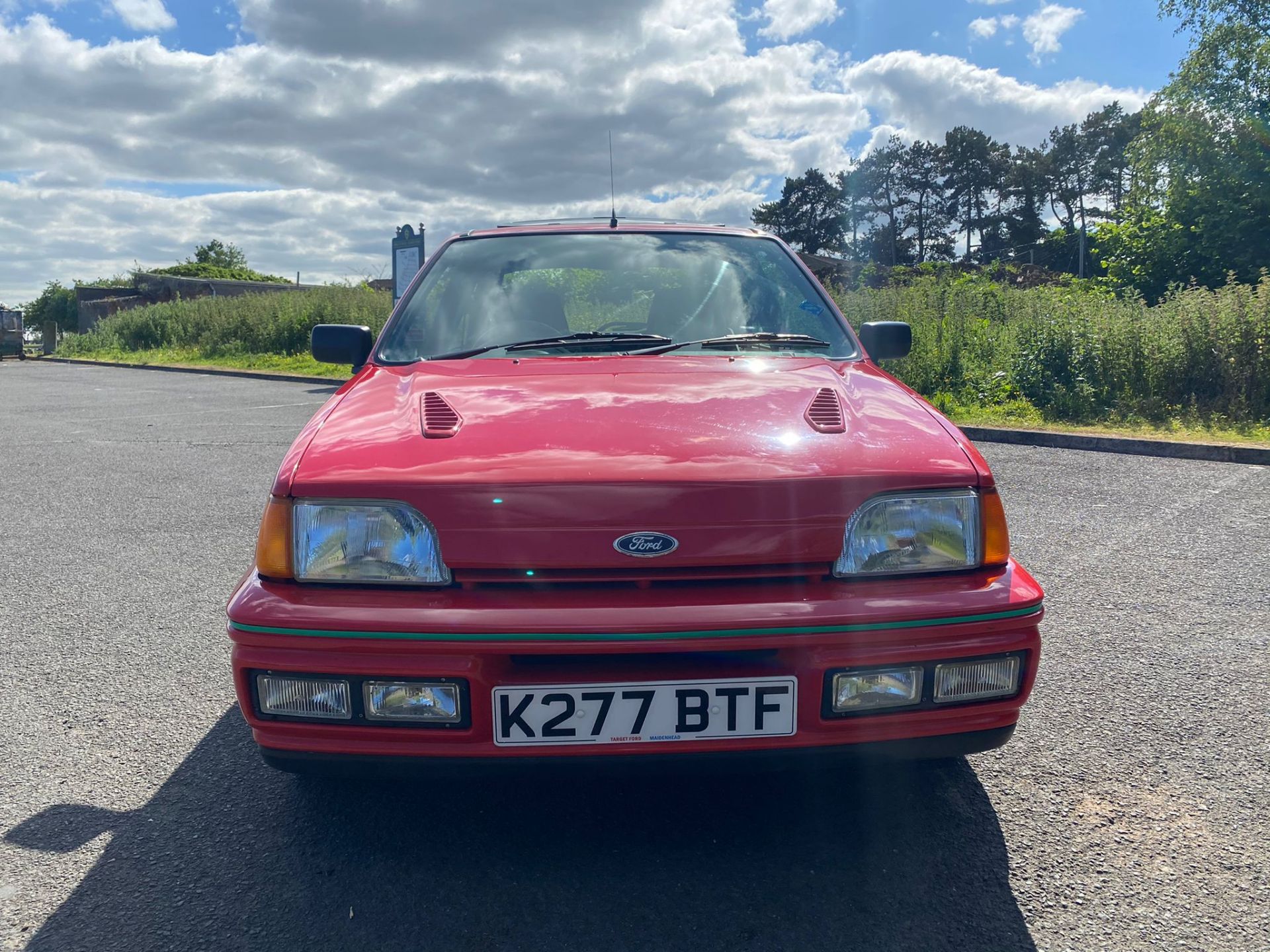 1992 FORD FIESTA XR2 I RED 3 DOOR HATCHBACK, 1.8 PETROL ENGINE, MANUAL 5 GEARS *NO VATT* - Image 5 of 30