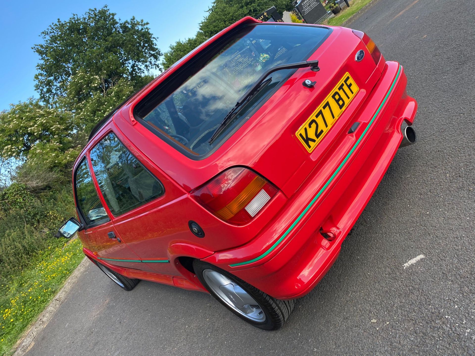 1992 FORD FIESTA XR2 I RED 3 DOOR HATCHBACK, 1.8 PETROL ENGINE, MANUAL 5 GEARS *NO VATT* - Image 11 of 30