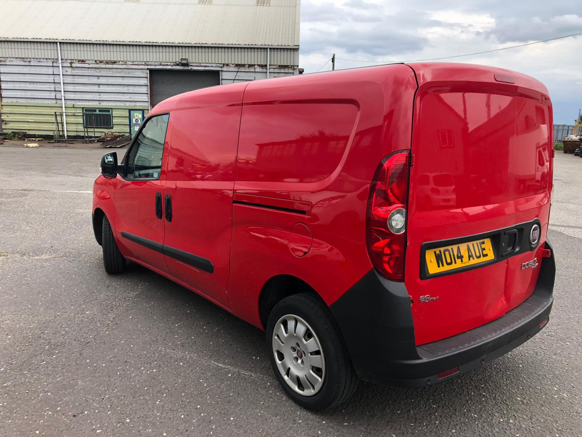 2014 FIAT DOBLO 16V MULTIJET RED PANEL VAN, 1.3 DIESEL ENGINE, 60,812 MILES *PLUS VAT* - Image 5 of 12