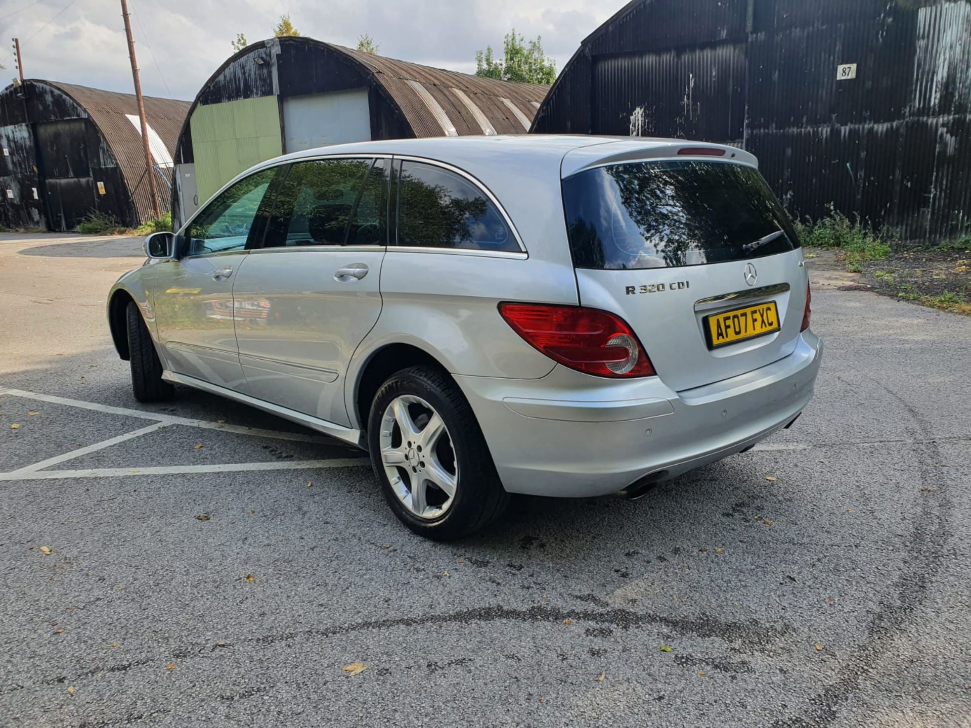 2007 MERCEDES R320 L SPORT CDI 7 SEATER SILVER ESTATE, 3.0 DIESLE ENGINE, 129,115 MILES *NO VAT* - Image 5 of 30