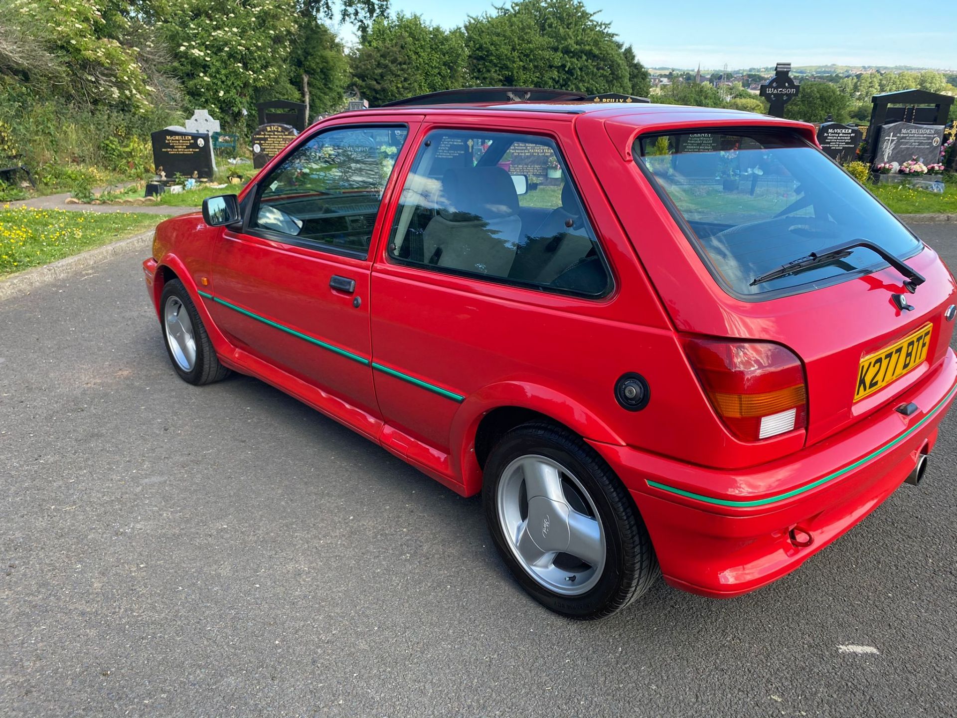 1992 FORD FIESTA XR2 I RED 3 DOOR HATCHBACK, 1.8 PETROL ENGINE, MANUAL 5 GEARS *NO VATT* - Image 16 of 30