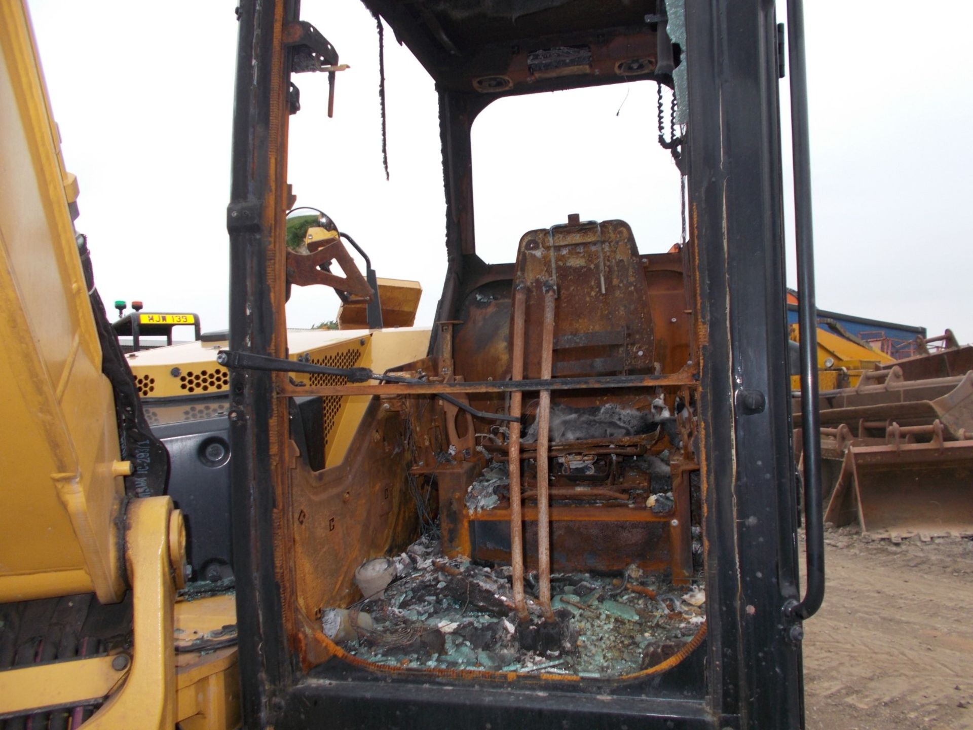 2020 CAT 306CR MINI EXCAVATOR, 2.4 TURBO DIESEL, APPROX 64 HOURS, C/W DITCHING BUCKET *PLUS VAT* - Image 19 of 20