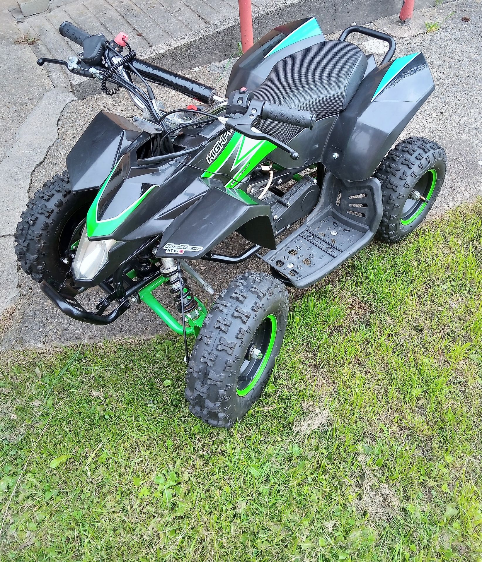 ELECTRIC START QUAD BIKE, 50cc 2 STROKE ENGINE, ELECTRIC AND PULL START, SAFETY LANYARD *NO VAT* - Image 3 of 4