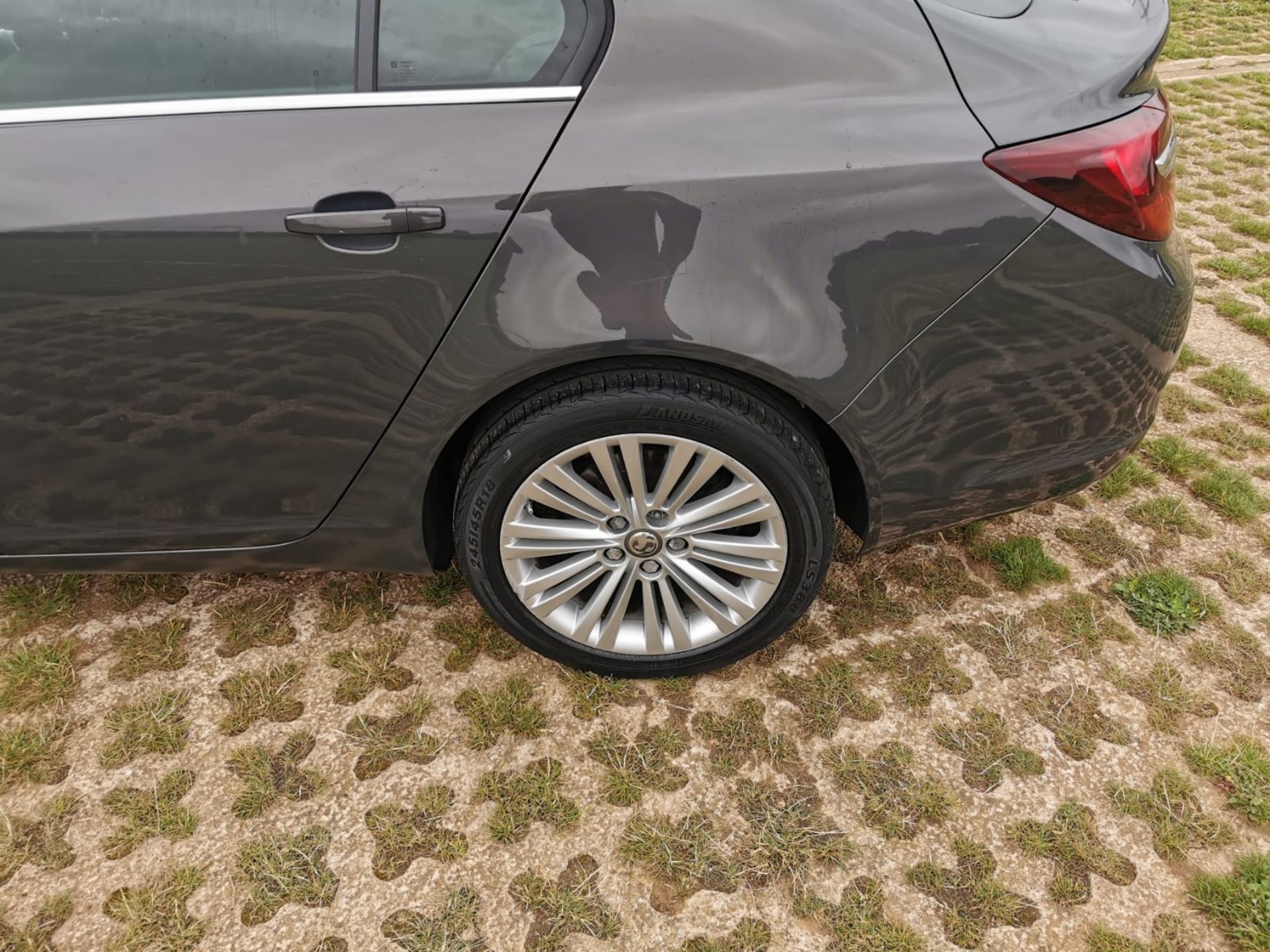 2016 VAUXHALL INSIGNIA DSIGN NAV CDTI ECO SS GREY HATCHBACK, 1.6 DIESEL, 73,894 MILES *NO VAT* - Image 13 of 28