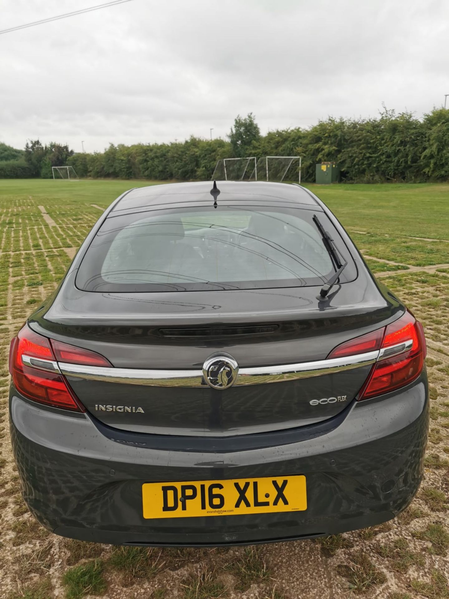 2016 VAUXHALL INSIGNIA DSIGN NAV CDTI ECO SS GREY HATCHBACK, 1.6 DIESEL, 73,894 MILES *NO VAT* - Image 6 of 28