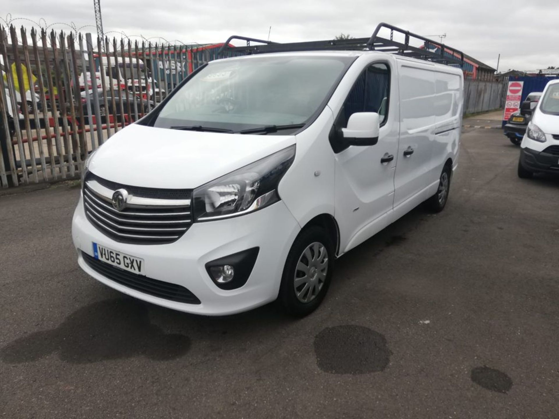 2016 VAUXHALL VIVARO 2900 SPORTIVE CDTI WHITE PANEL VAN, 1.6 DIESEL, 92K MILES *PLUS VAT* - Image 3 of 12