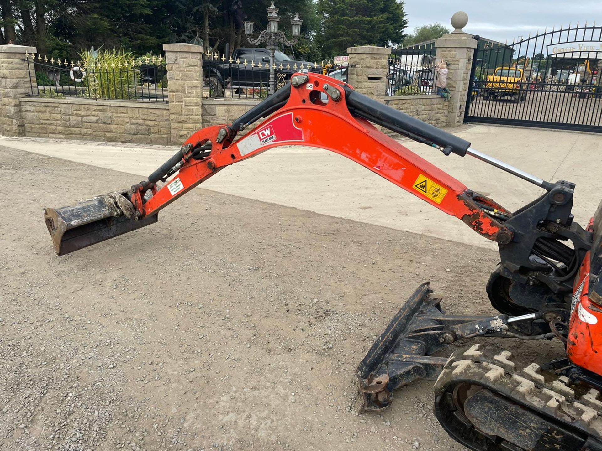 2017 KUBOTA KX016-4 MINI DIGGER, RUNS, DRIVES AND DIGS, SHOWING A LOW 1216 HOURS *PLUS VAT* - Image 7 of 20