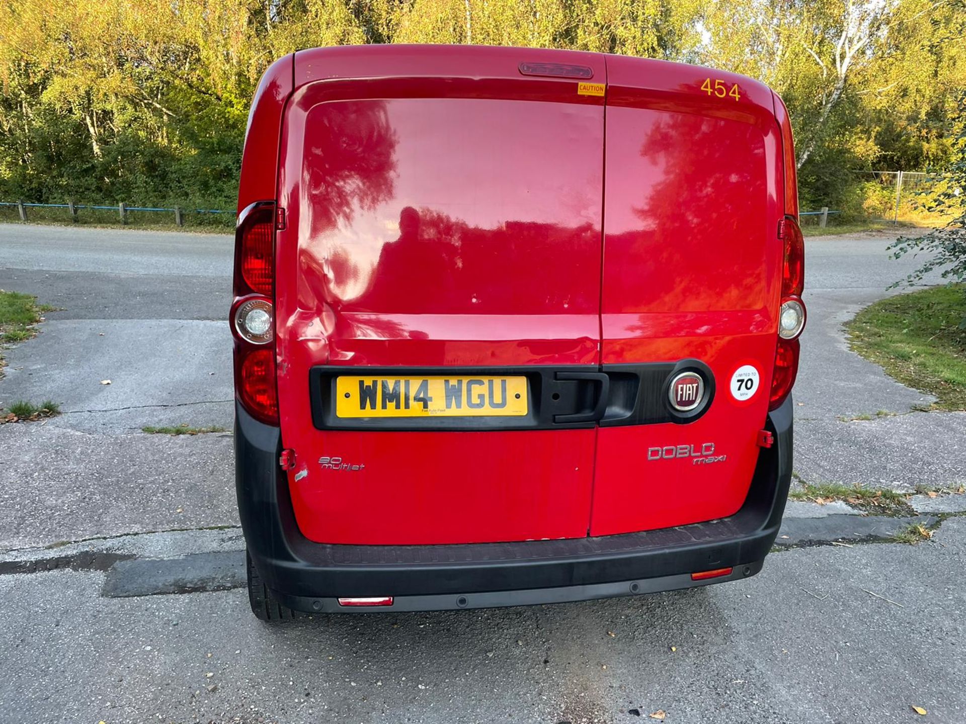 2014 FIAT DOBLO 16V MULTIJET RED PANEL VAN, 1.3 DIESEL, 108,305 MILES, MANUAL GEARBOX *NO VAT* - Image 6 of 22