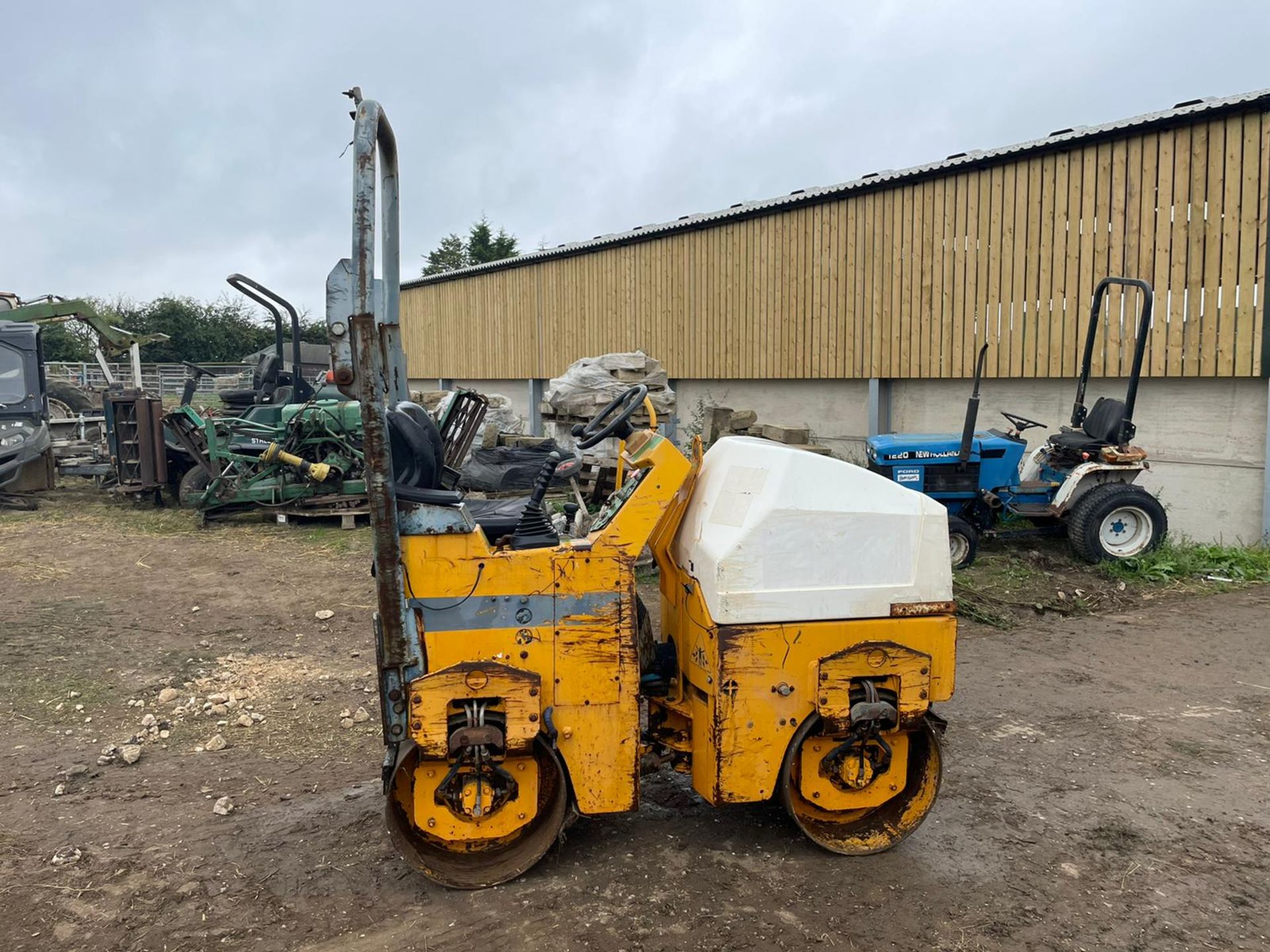 2002/51 TEREX BENFORD TV800KF TWIN DRUM ROLLER, RUNS DRIVES AND VIBRATES, 1338 HOURS *PLUS VAT* - Image 5 of 11