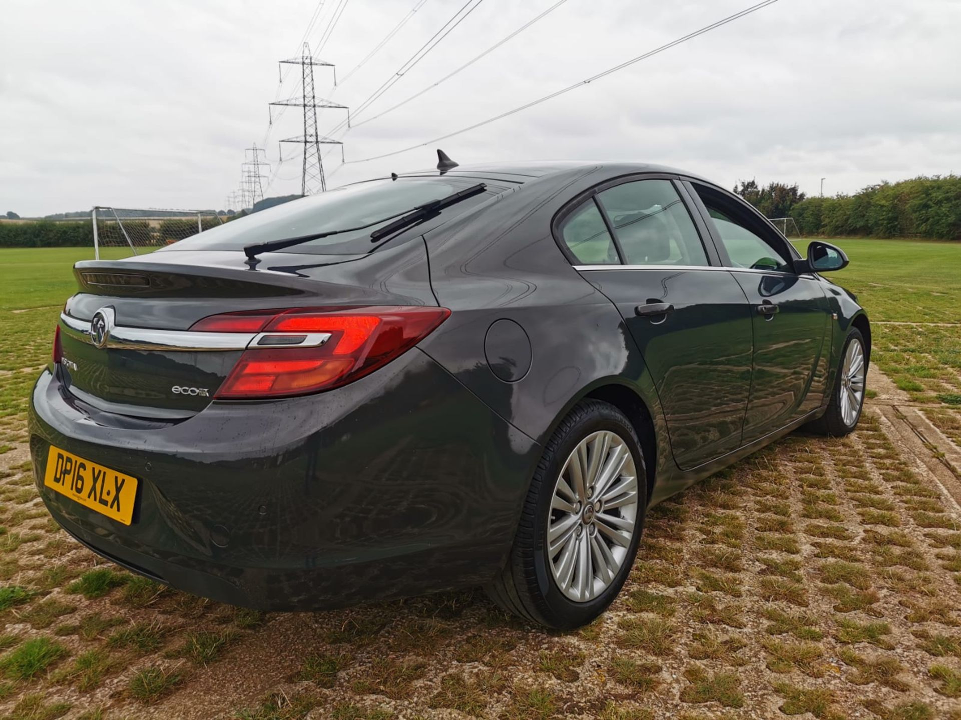 2016 VAUXHALL INSIGNIA DSIGN NAV CDTI ECO SS GREY HATCHBACK, 1.6 DIESEL, 73,894 MILES *NO VAT* - Image 7 of 28