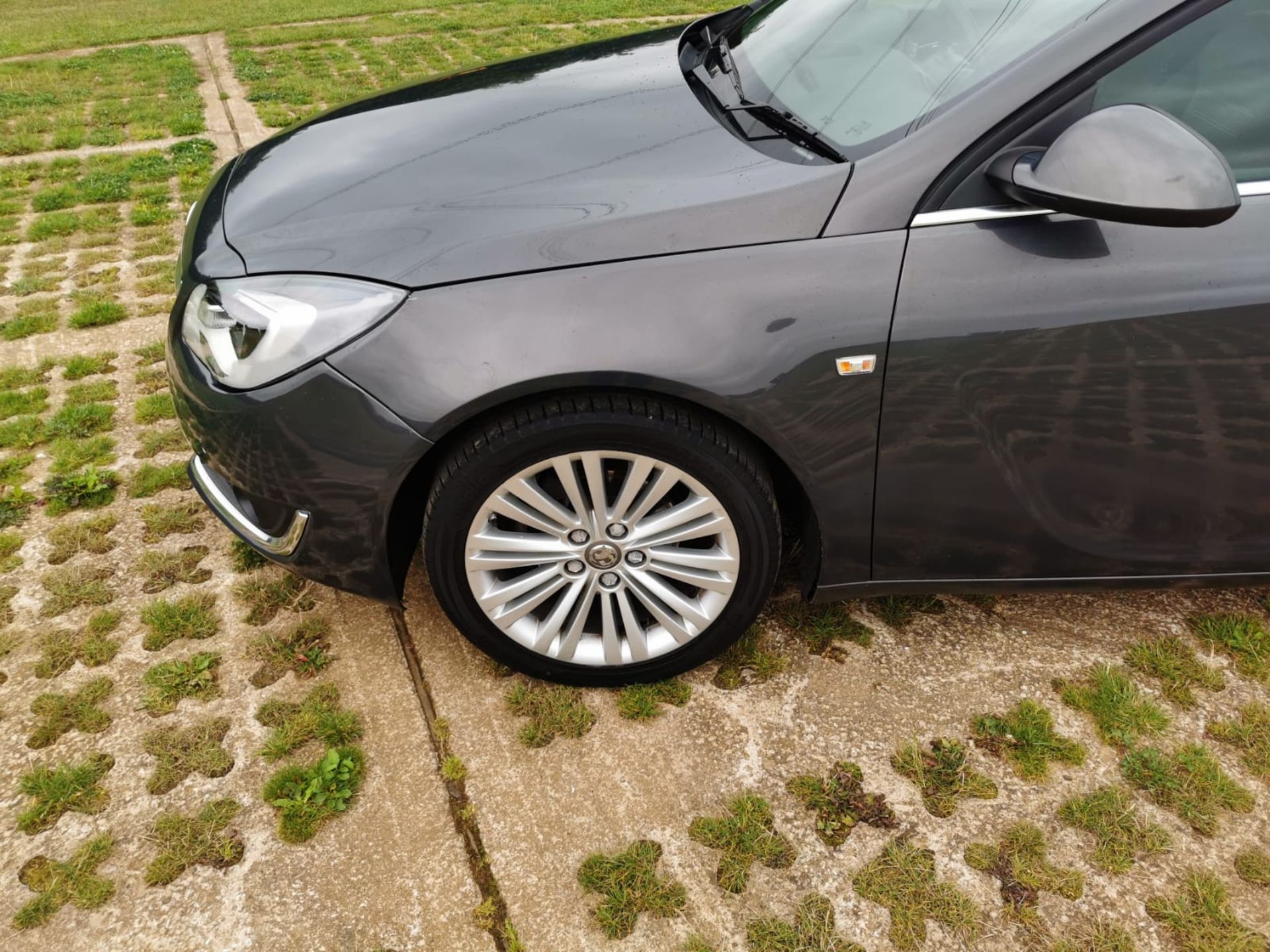 2016 VAUXHALL INSIGNIA DSIGN NAV CDTI ECO SS GREY HATCHBACK, 1.6 DIESEL, 73,894 MILES *NO VAT* - Image 12 of 28