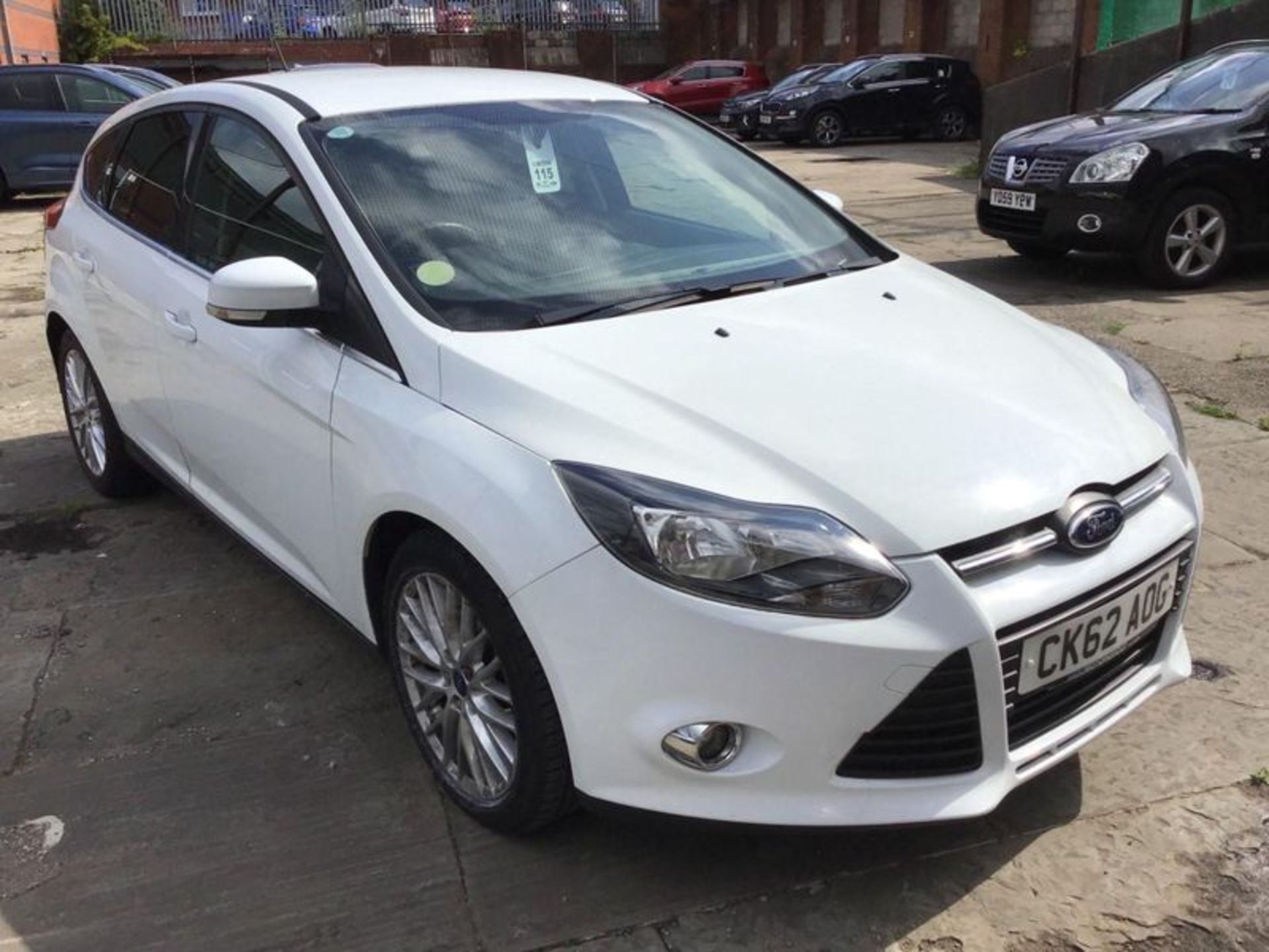 2012 FORD FOCUS ZETEC TURBO WHITE HATCHBACK, SHOWING 75K MILES, 1.0 PETROL ENGINE *NO VAT*