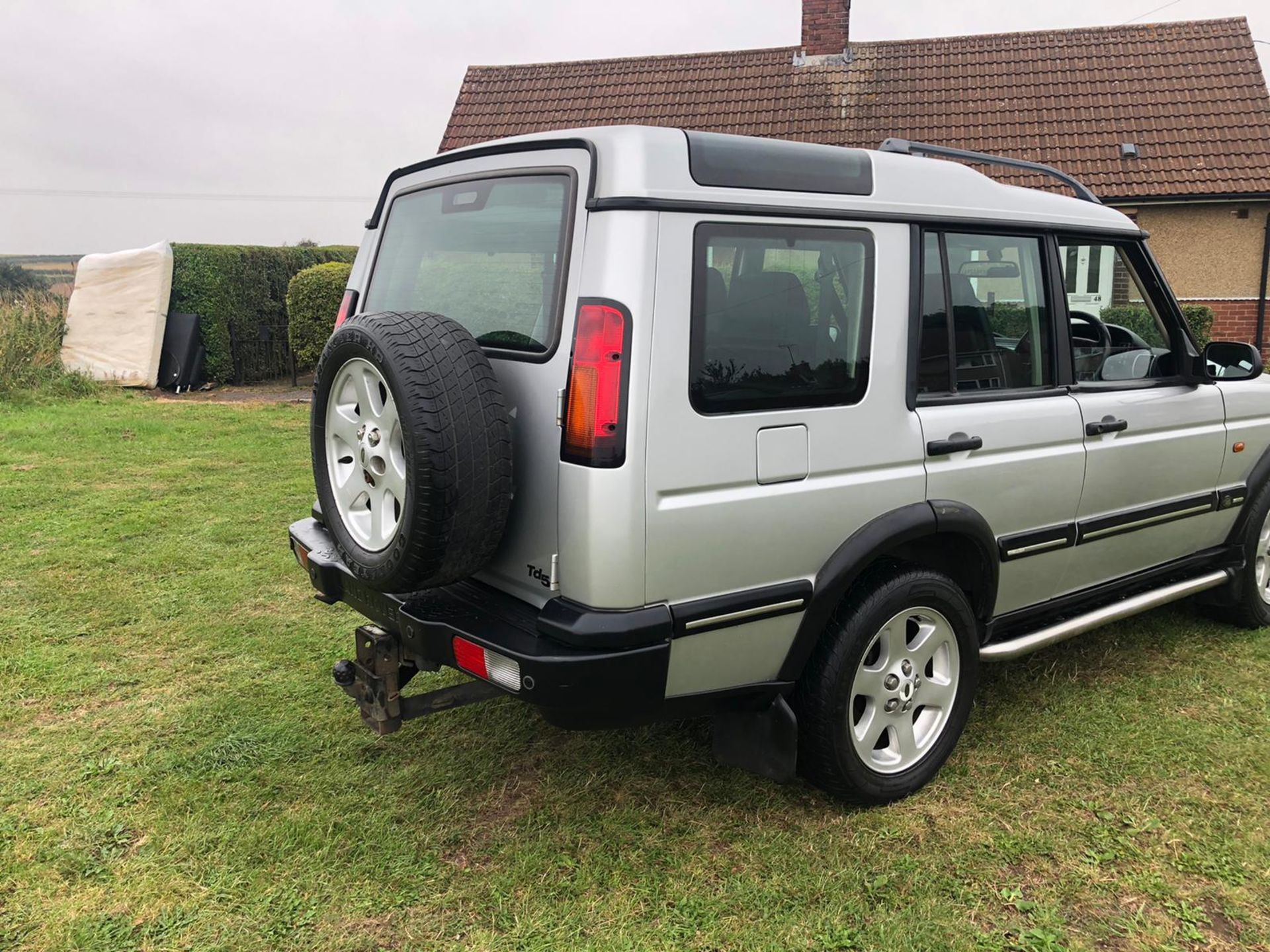 2002 LAND ROVER DISCOVERY TD5 ES AUTO SILVER 7 SEATER ESTATE, 2.5 DIESEL, 160K MILES *NO VAT* - Image 7 of 18