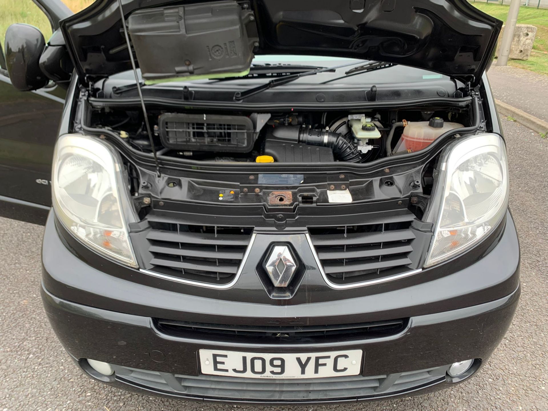 RENAULT TRAFIC SL27 SPORT DCI 115 BLACK PANEL VAN, 2.0 DIESEL, 127,364 MILES *NO VAT* - Image 12 of 22