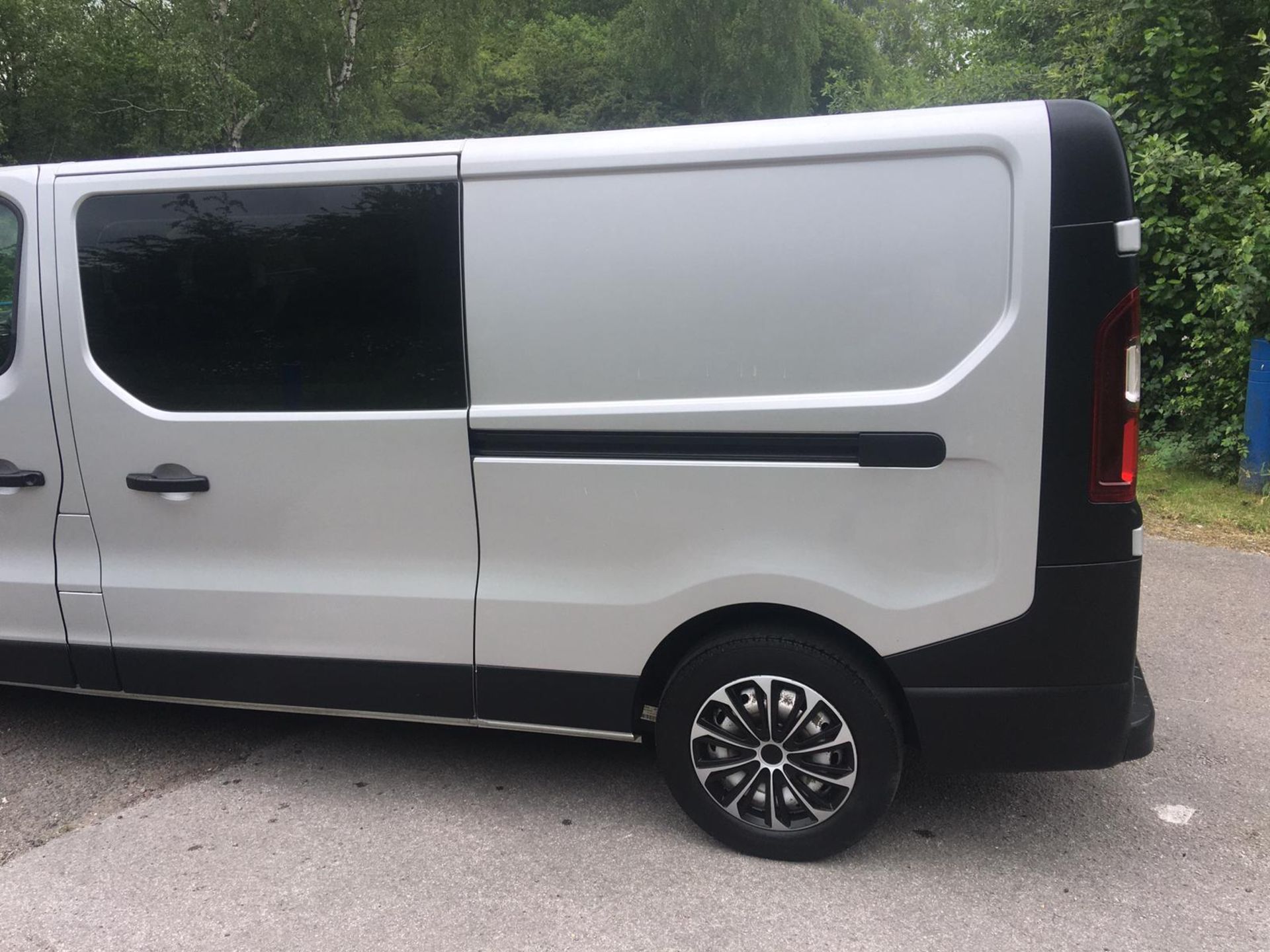 2015 VAUXHALL VIVARO 2900 CDTI GREY PANEL VAN, 1.6 DIESEL ENGINE, 101,011 MILES *NO VAT* - Image 5 of 25