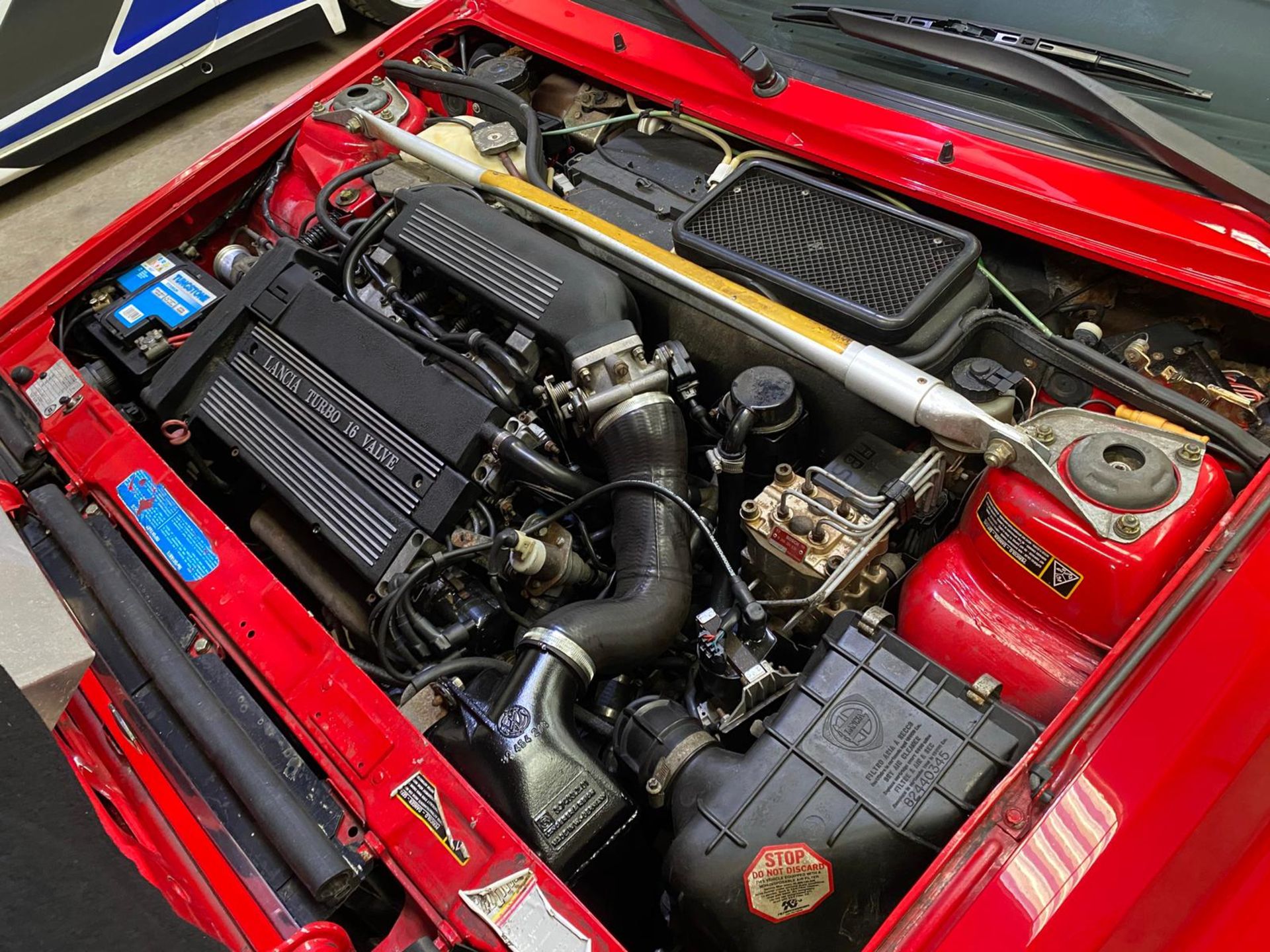 1992 LANCIA DELTA EVO 1 HF INTEGRALE, 51,000 MILES, FULL HISTORY, PETROL ENGINE - Image 11 of 28