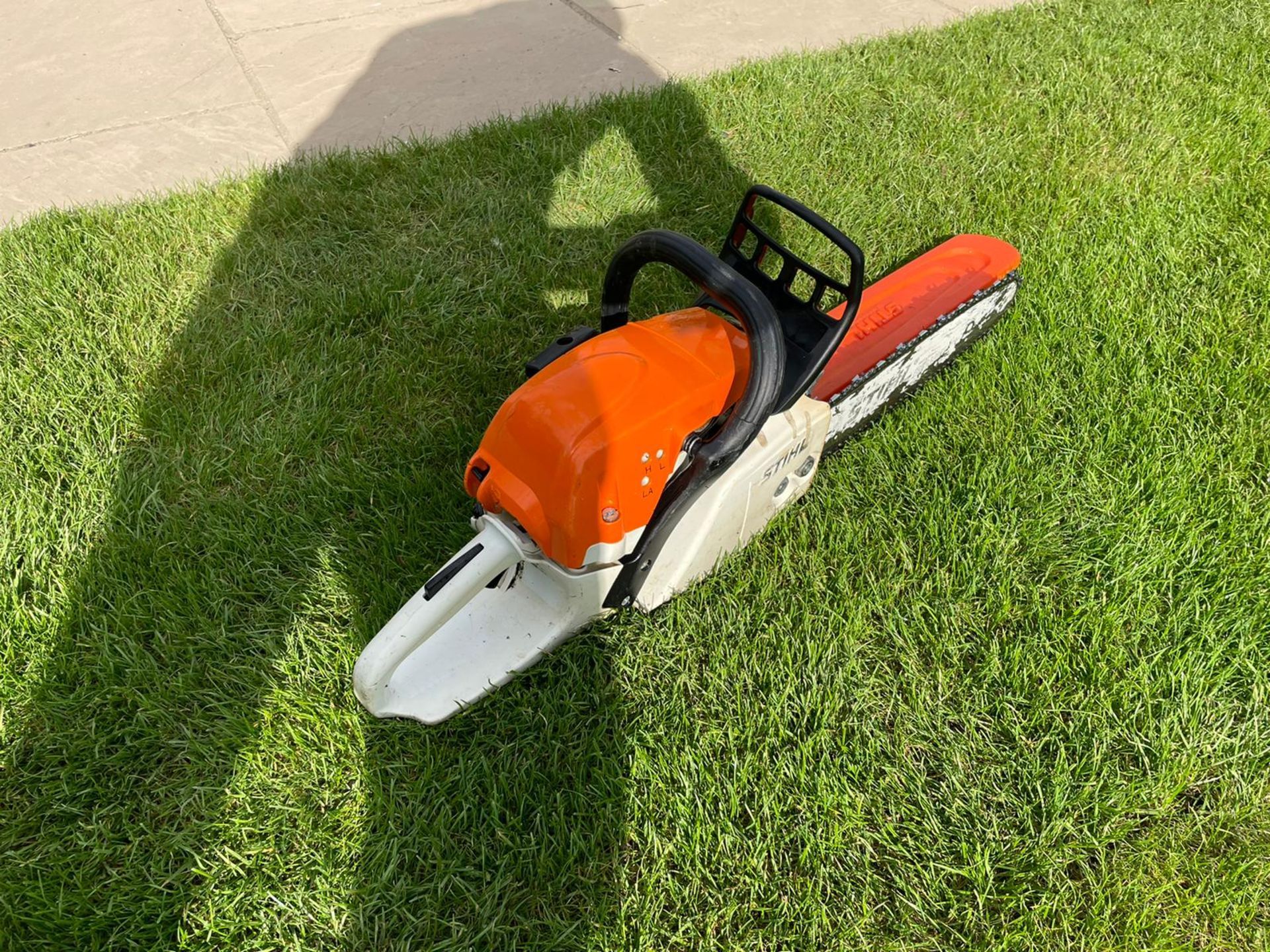 2018 STIHL MS291 CHAINSAW, RUNS AND WORKS, 16" BAR AND CHAIN, BAR COVER IS INCLUDED *NO VAT* - Image 3 of 5
