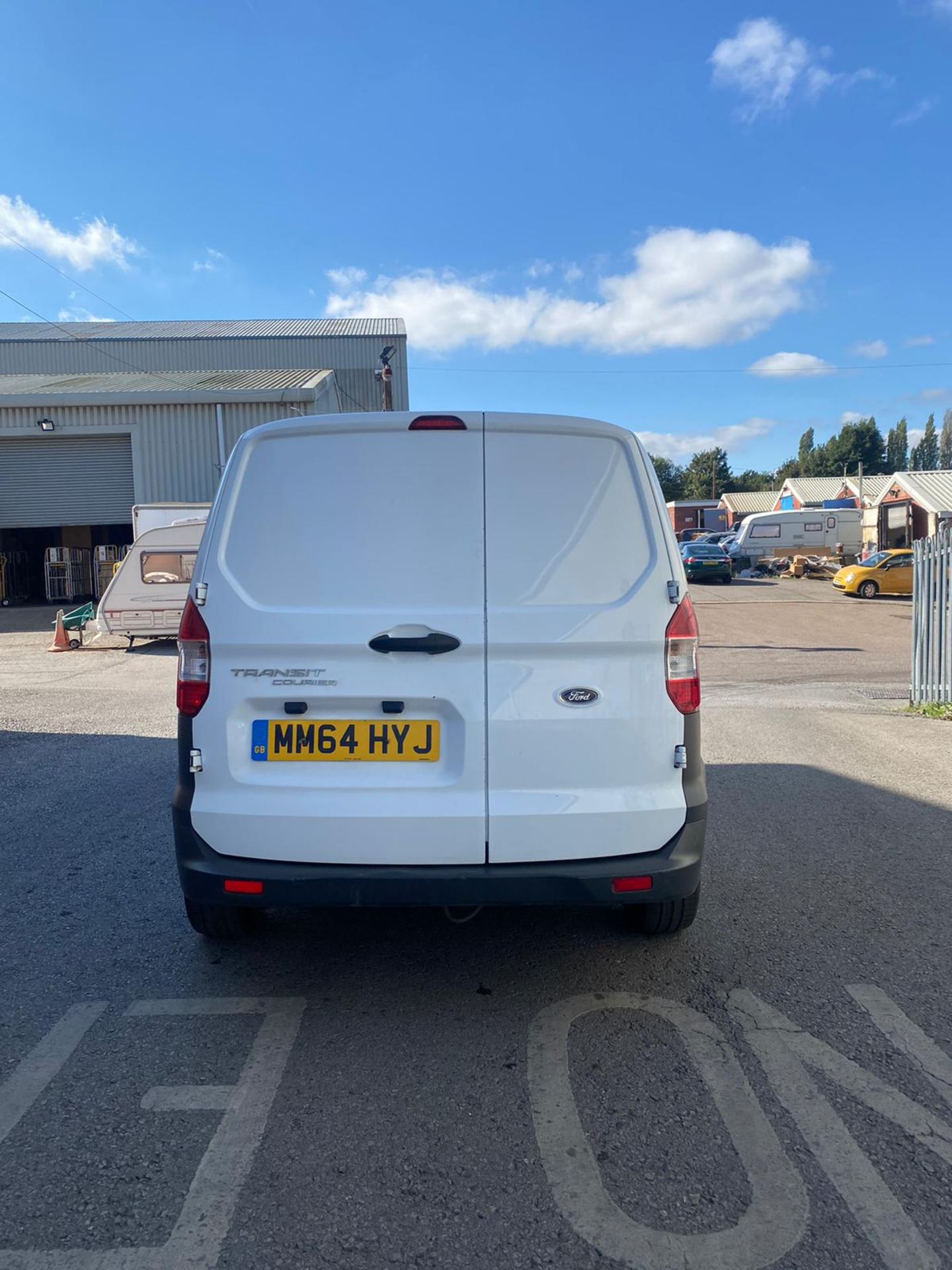 2015/64 FORD TRANSIT COURIER BASE TDCI WHITE PANEL VAN, 100,004 MILES, 1.5 DIESEL ENGINE *NO VAT* - Image 6 of 15