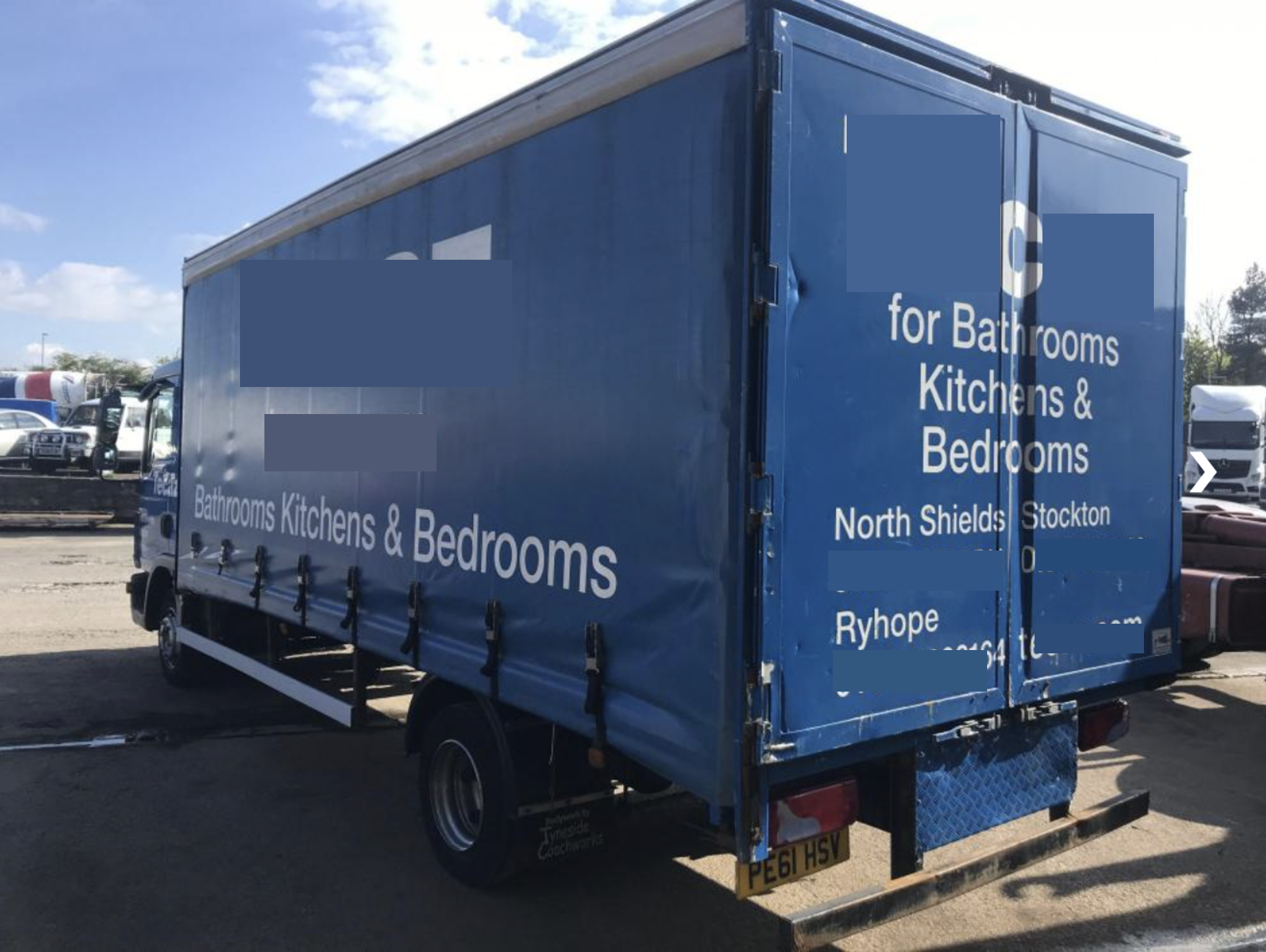 2011/61 MAN TGL 7.5ton 19ft CURTAIN ON ONE SIDE BOX ON THE OTHER, AUTO, 293,000km *PLUS VAT* - Image 4 of 12