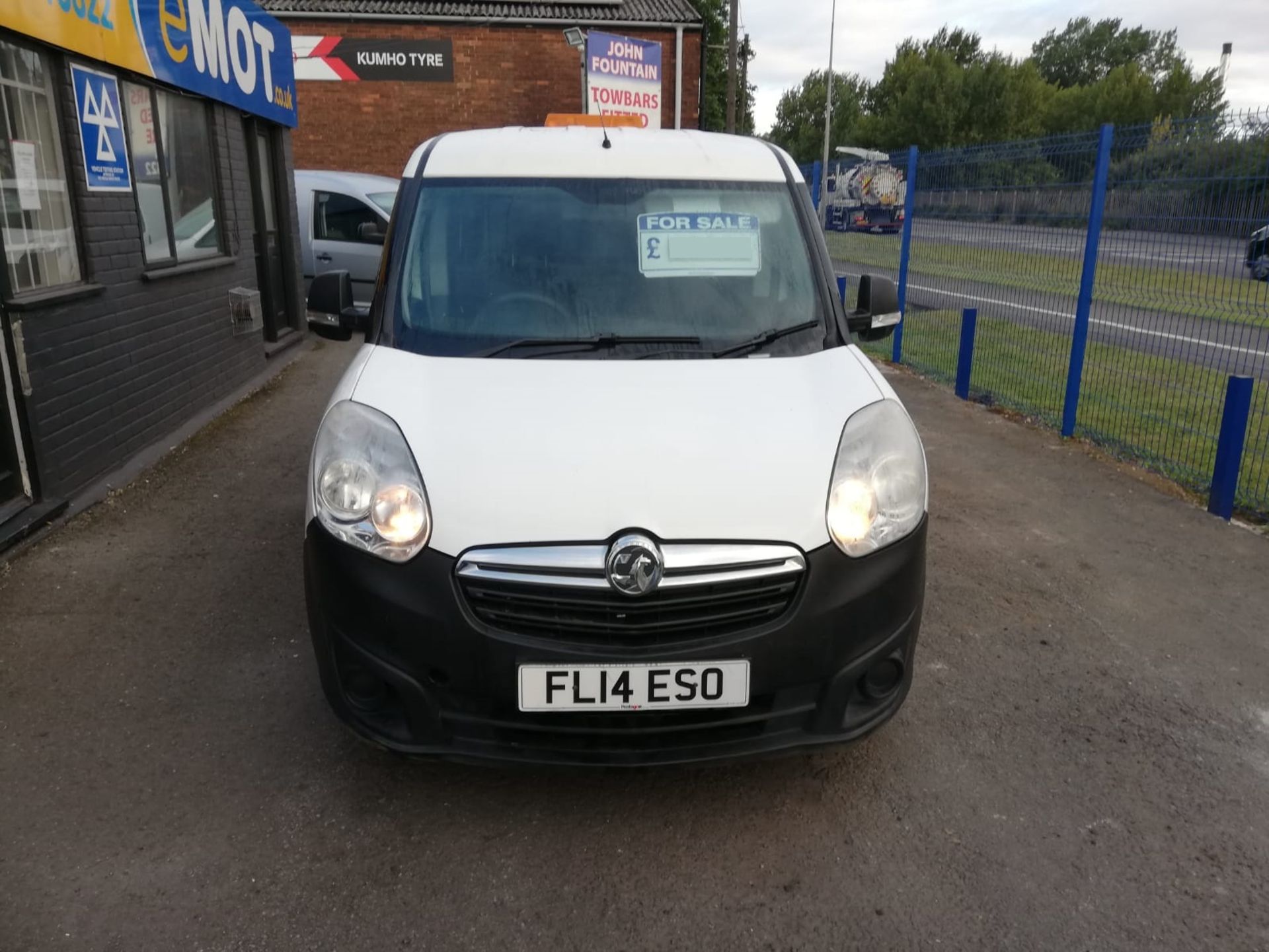 2014 VAUXHALL COMBO 2000 L1H1 CDTI SS E-FLEX WHITE PANEL VAN, 82K MILES, 1.3 DIESEL *PLUS VAT* - Image 2 of 11