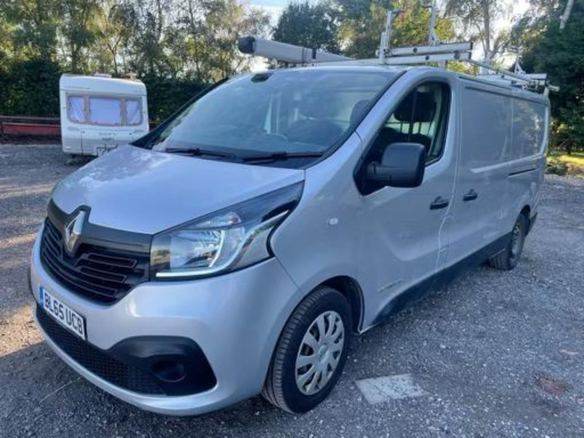 2016 RENAULT TRAFIC LL29 BUSINESS+ NRG DCI SILVER PANEL VAN, 107K MILES, 1.6 DIESEL *PLUS VAT* - Image 3 of 10