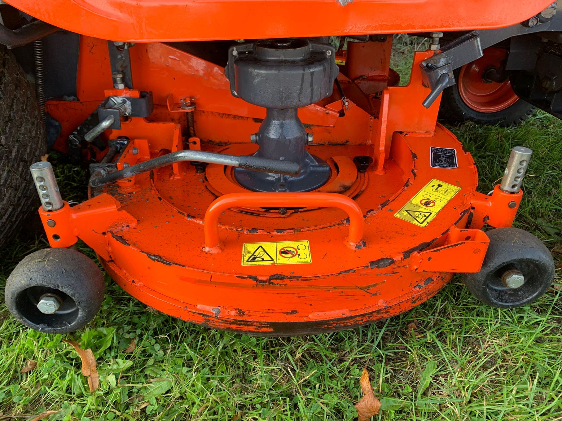 2017 KUBOTA G23-II RIDE ON MOWER, RUNS DRIVES AND CUTS, SHOWING A LOW 605 HOURS *PLUS VAT* - Image 15 of 18