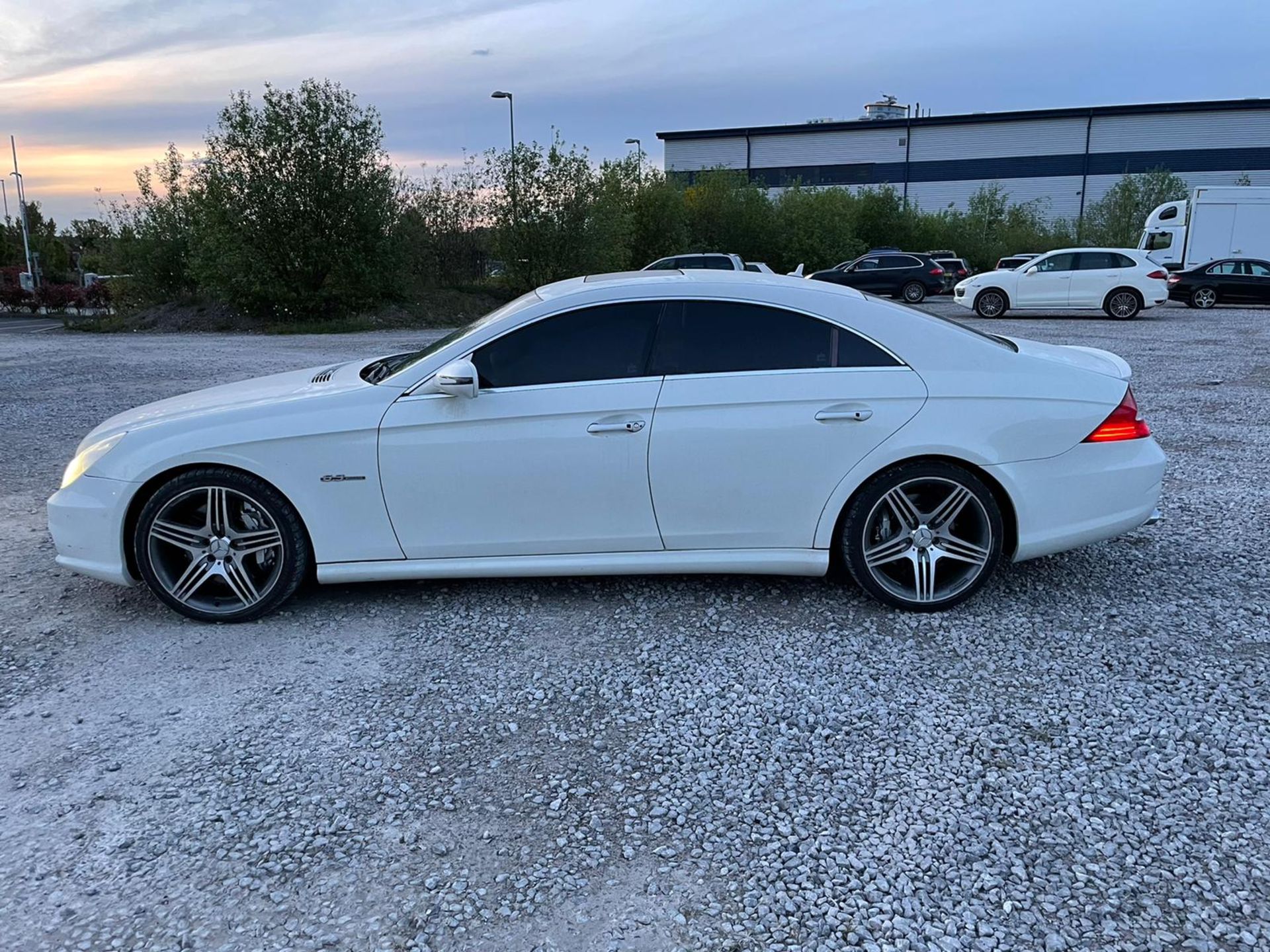 2009 MERCEDES BENZ CLS 63 AMG, 75,000km, GOOD CONDITION, STARTS AND DRIVES WITH NO FAULTS *PLUS VAT* - Image 3 of 9