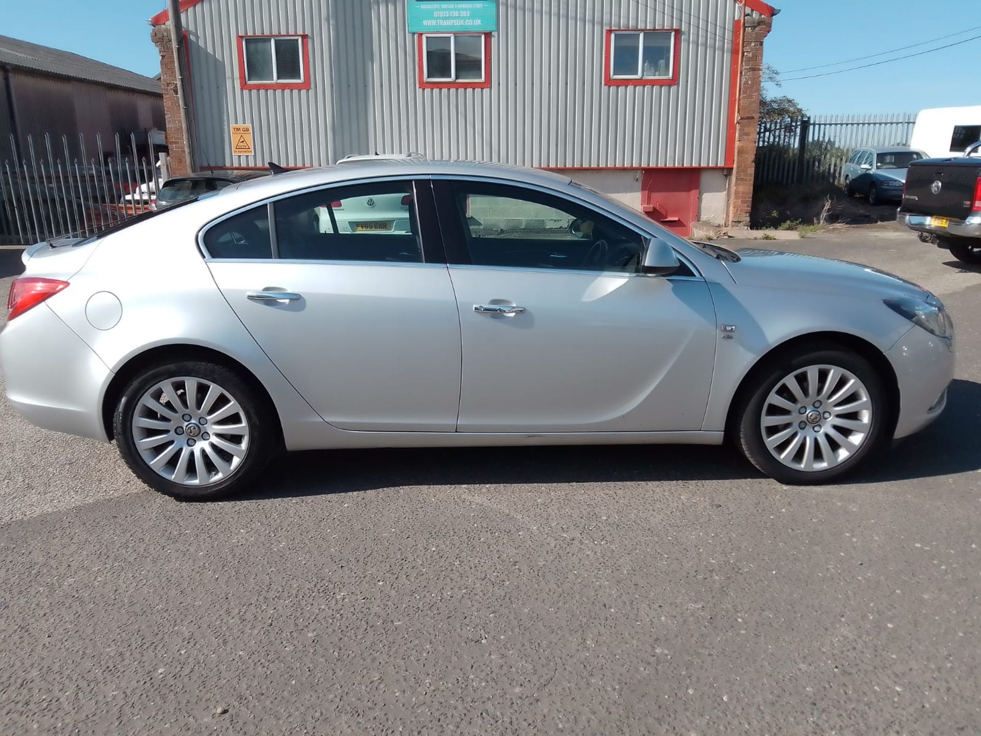 2010 VAUXHALL INSIGNIA ELITENAV CDTI EFLEX SILVER HATCHBACK, 121,724 MILES *NO VAT* - Image 8 of 14