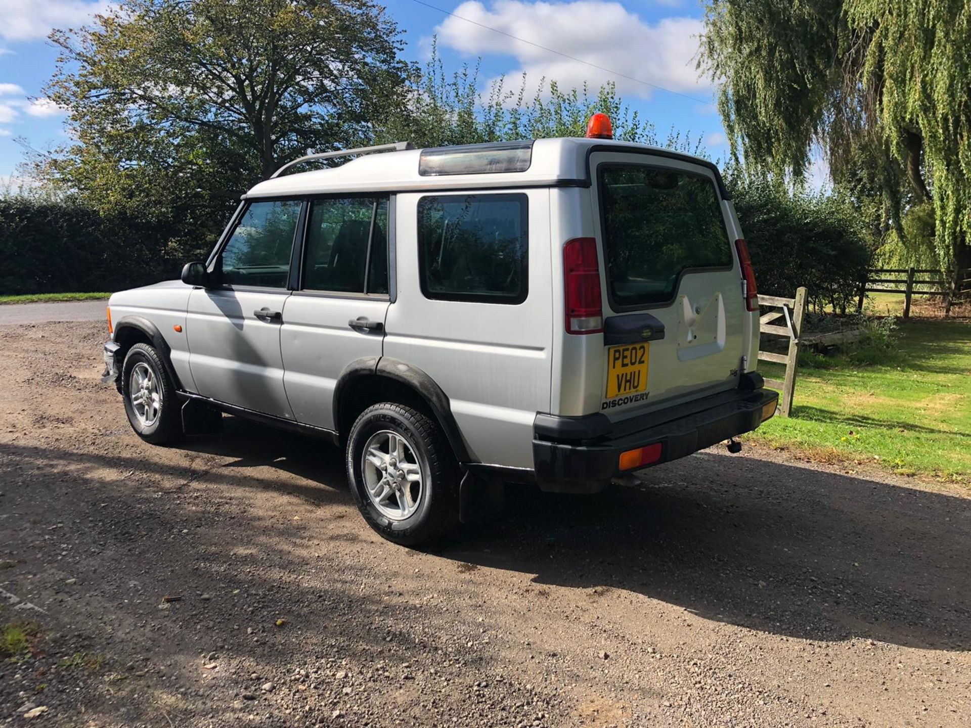 2002 LAND ROVER DISCOVERY TD5 GS SILVER ESTATE, 2.5 DIESEL ENGINE, 201,155 MILES *NO VAT* - Image 5 of 16