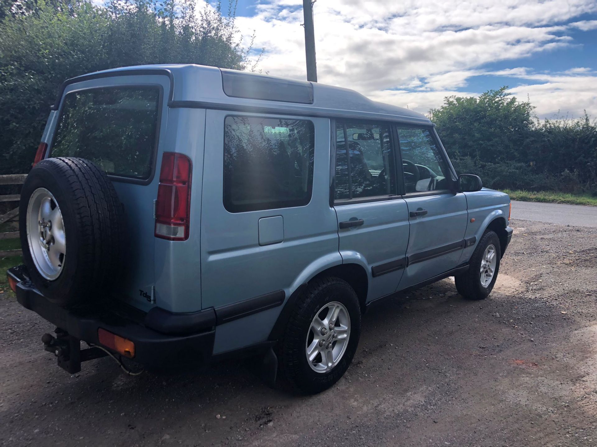 2001 LAND ROVER DISCOVERY TD5 S BLUE ESTATE, 179,174 MILES, 2.5 DIESEL ENGINE *NO VAT* - Image 6 of 11