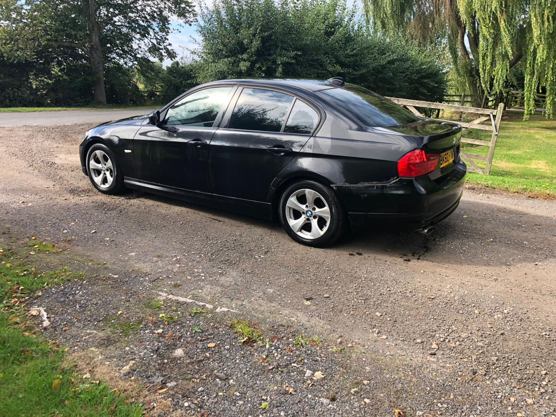 2010 BMW 320D EFFICIENTDYNAMICS BLACK SALOON, 2.0 DIESEL ENGINE, 171,356 MILES *NO VAT* - Image 5 of 12