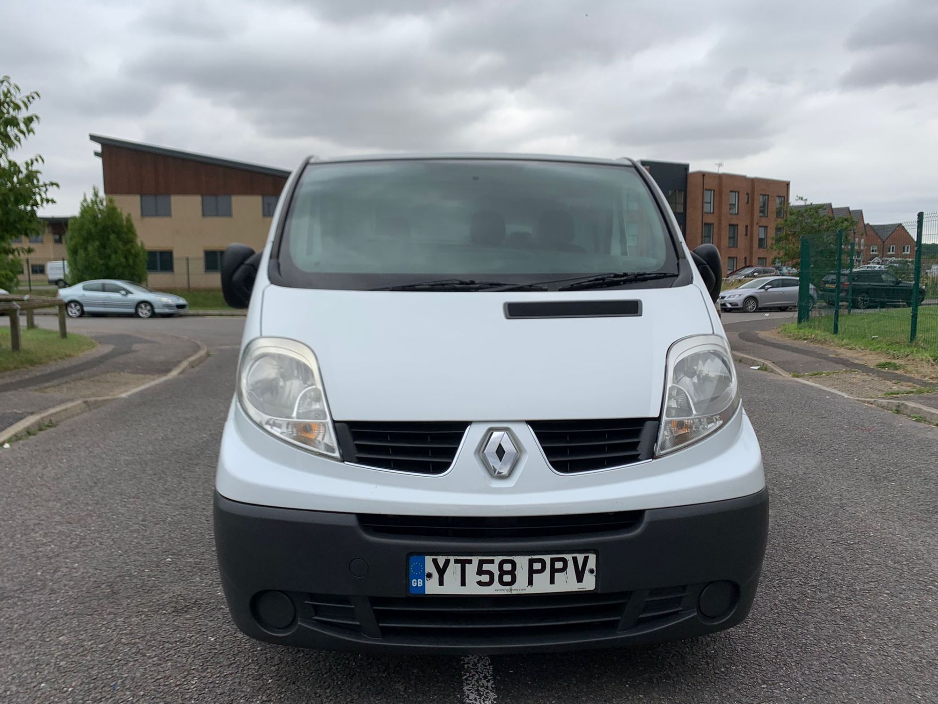 2008/58 REG RENAULT TRAFIC SL27+ DCI 115 2.0 DIESEL PANEL VAN, SHOWING 3 FORMER KEEPERS *NO VAT* - Image 2 of 16