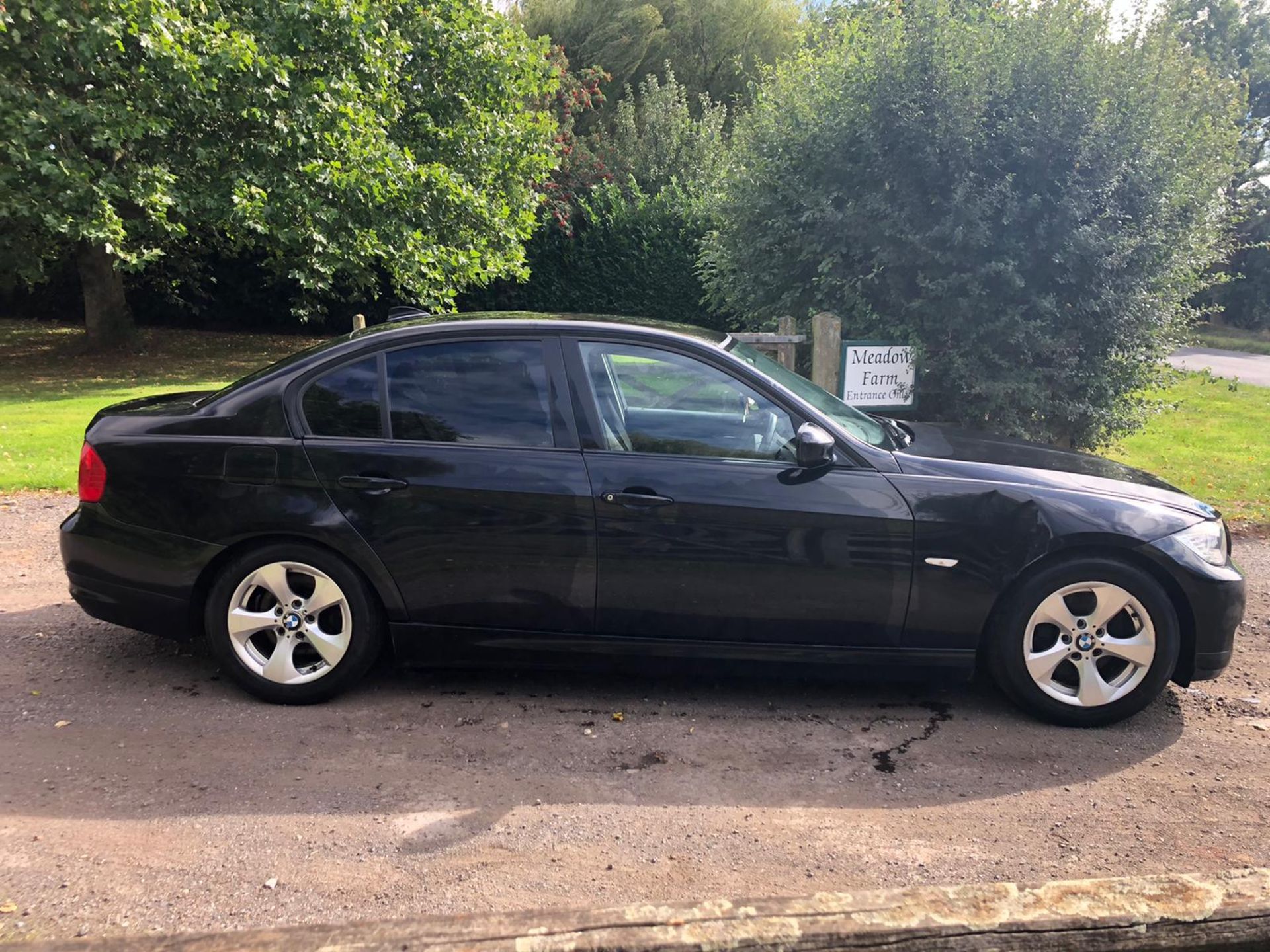 2010 BMW 320D EFFICIENTDYNAMICS BLACK SALOON, 2.0 DIESEL ENGINE, 171,356 MILES *NO VAT* - Image 8 of 12