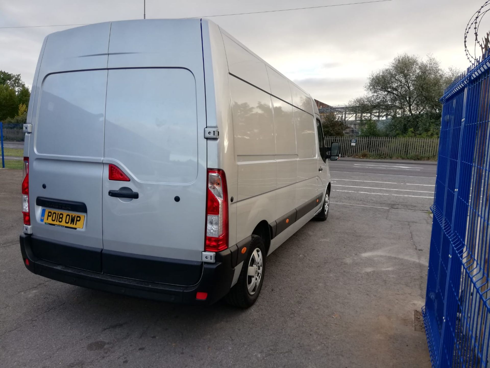 2018 RENAULT MASTER LM35 B-NESS+ ENERGY DCI GREY PANEL VAN, 2.3 DIESEL, 107K MILES *PLUS VAT* - Image 7 of 13